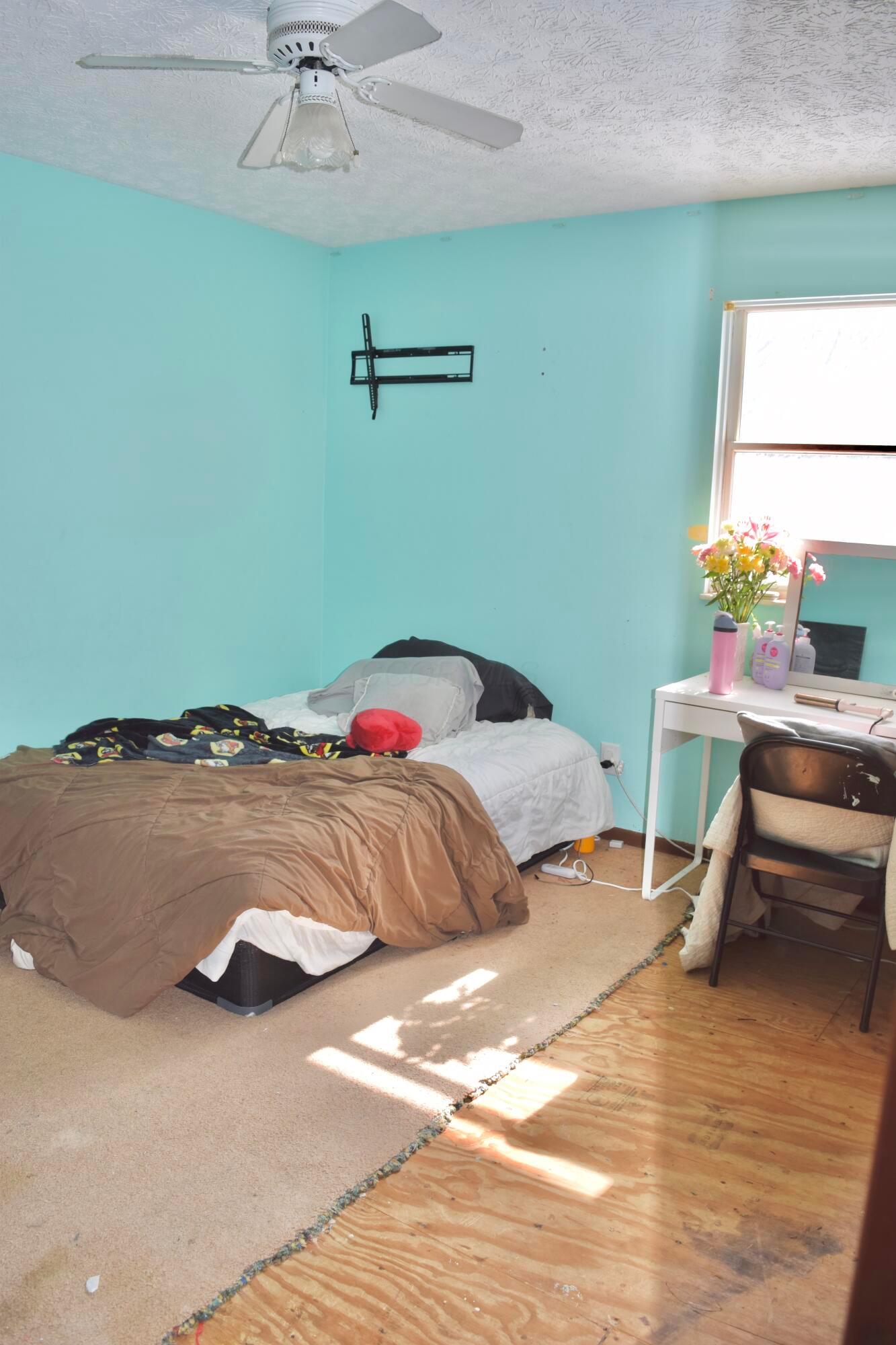 365 Quail Hollow Court Property Photo 11