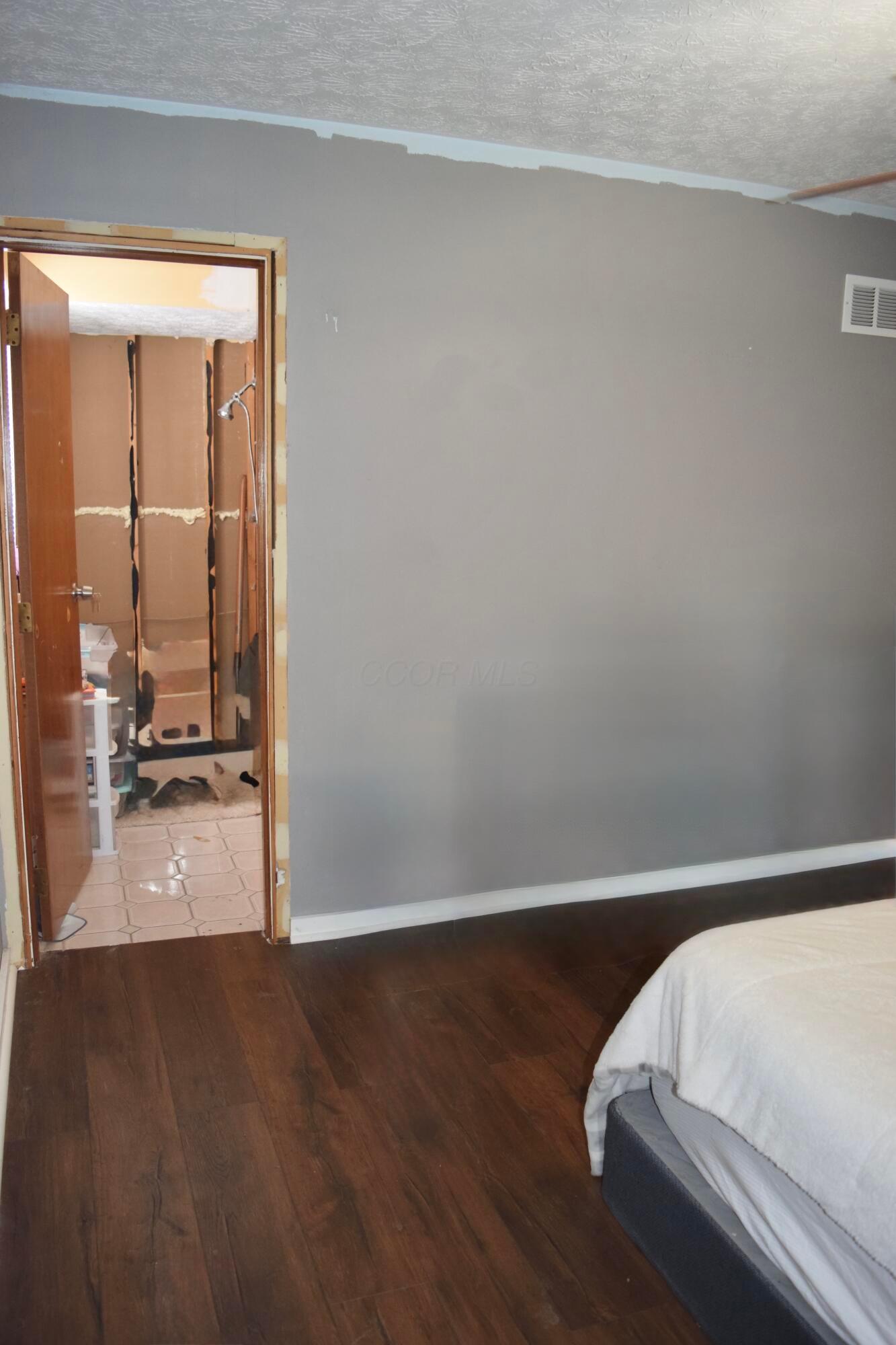 365 Quail Hollow Court Property Photo 16