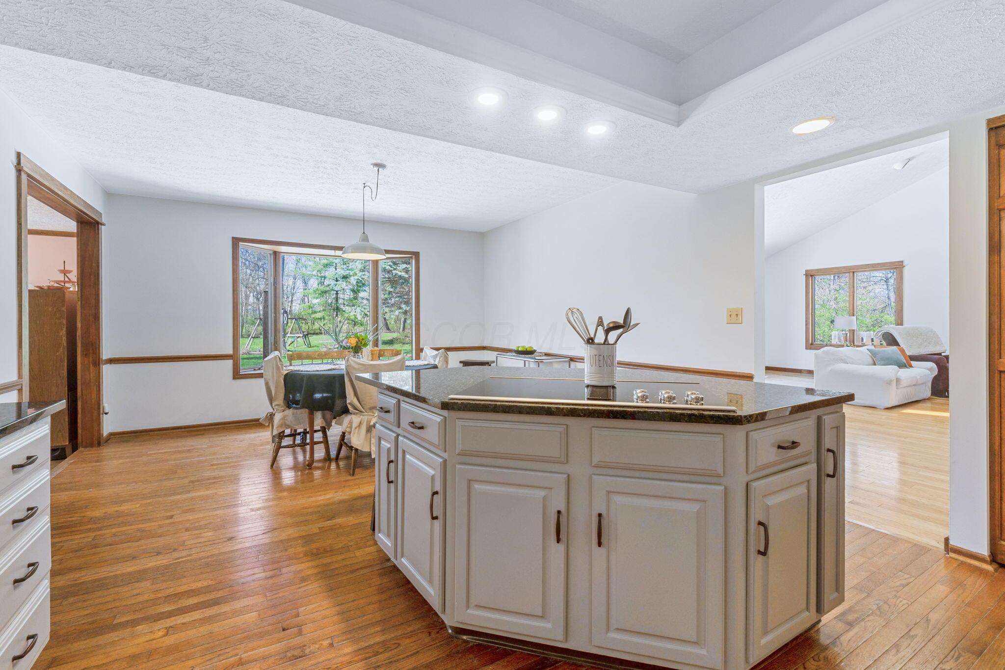 5193 Betonywood Place Property Photo 33