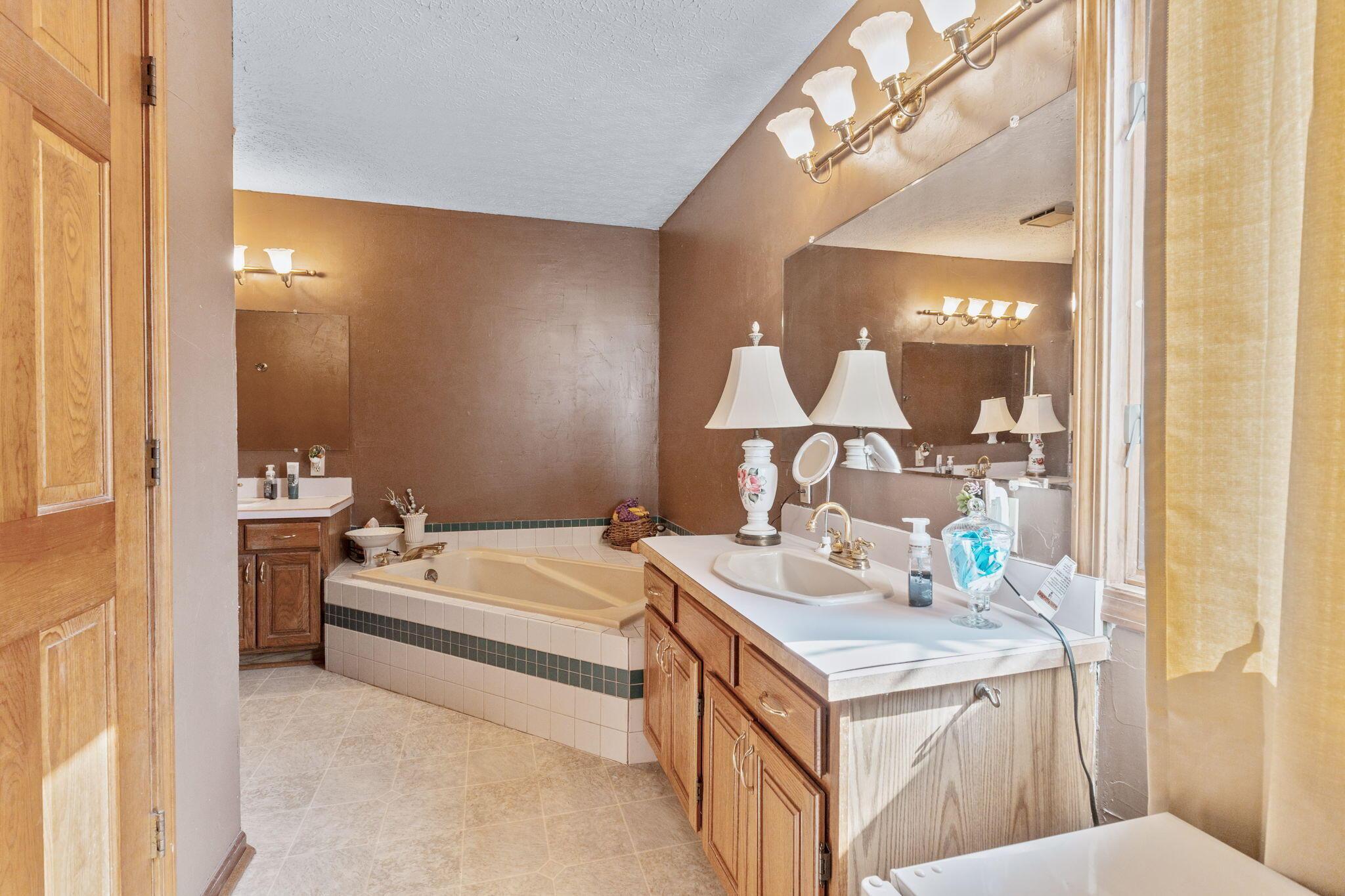 5193 Betonywood Place Property Photo 62