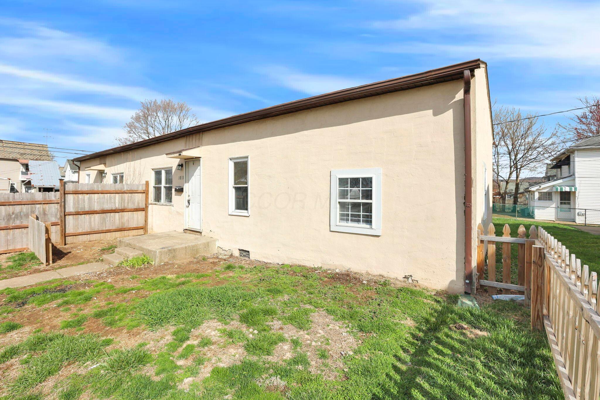 1011 8th Avenue, 1013 Property Photo 4