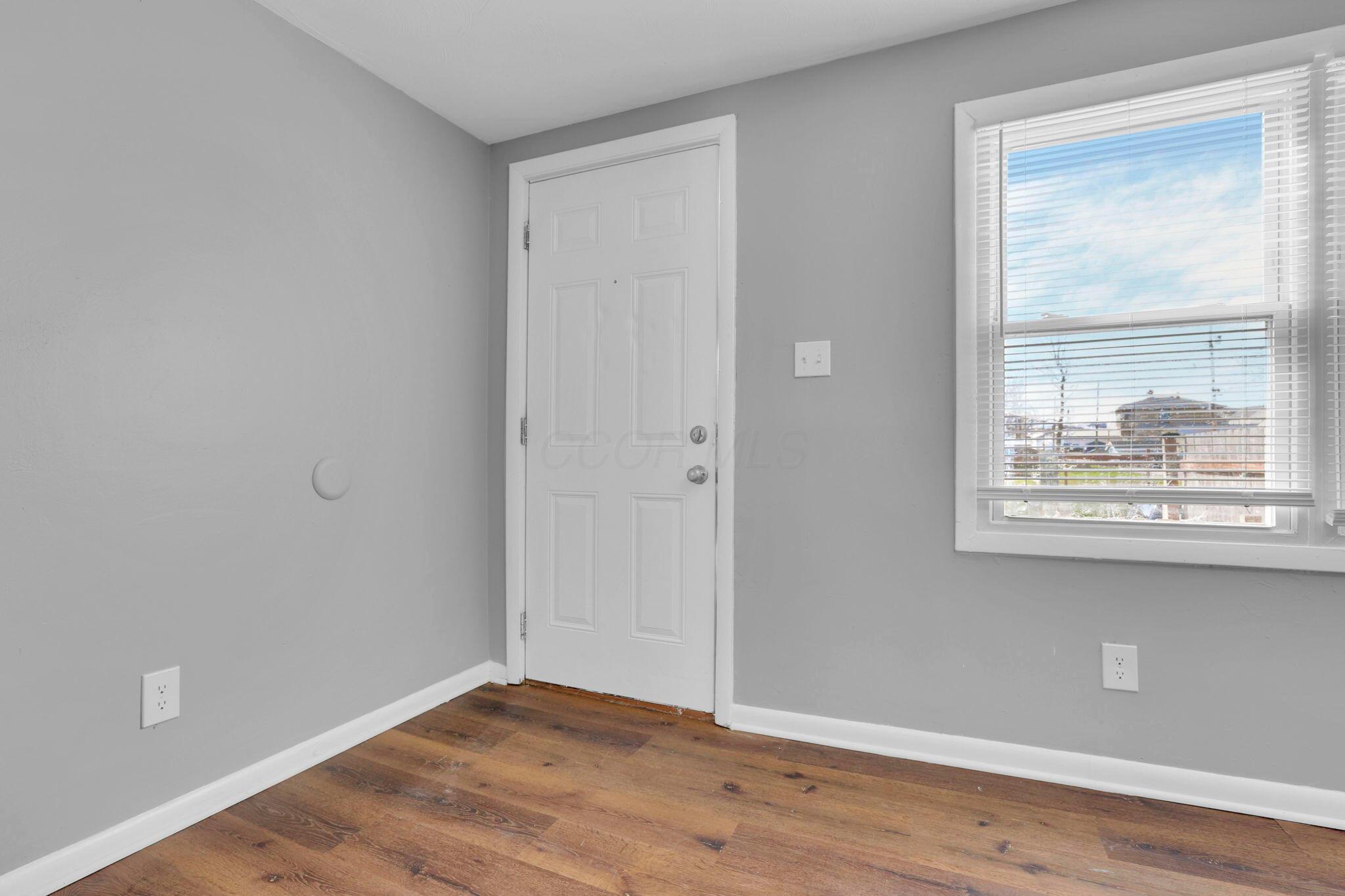 1011 8th Avenue, 1013 Property Photo 6