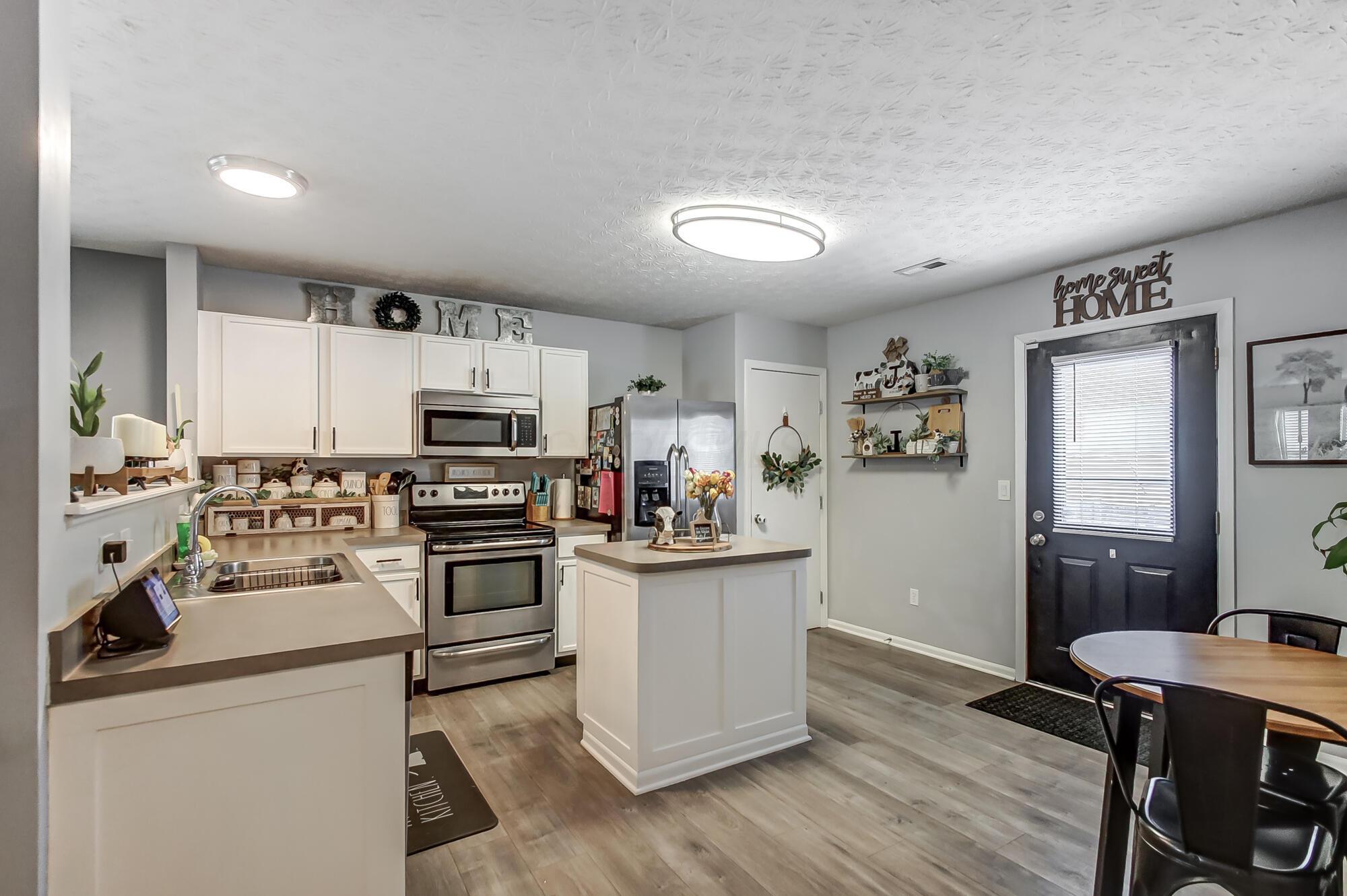 4681 Grandover Drive Property Photo 8