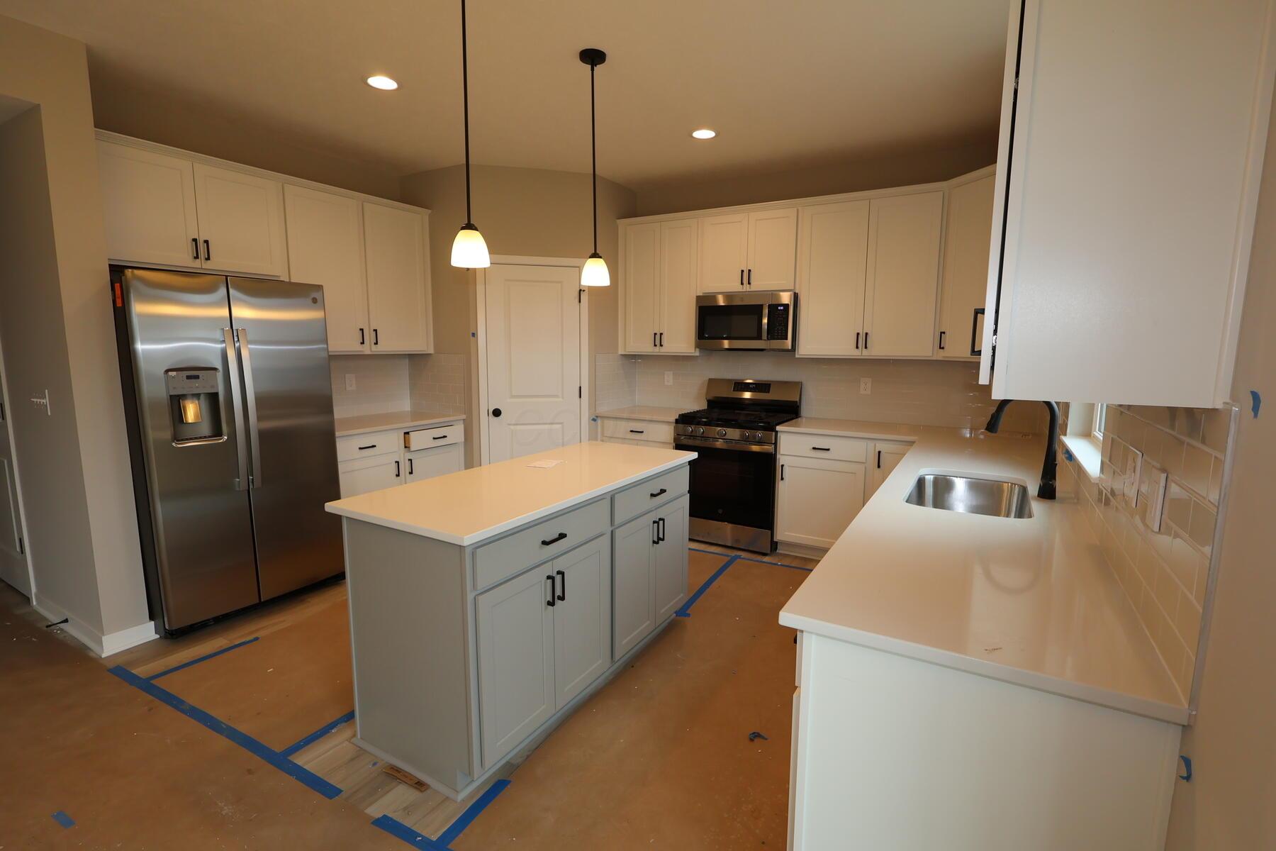 1682 Marie Way Property Photo 7