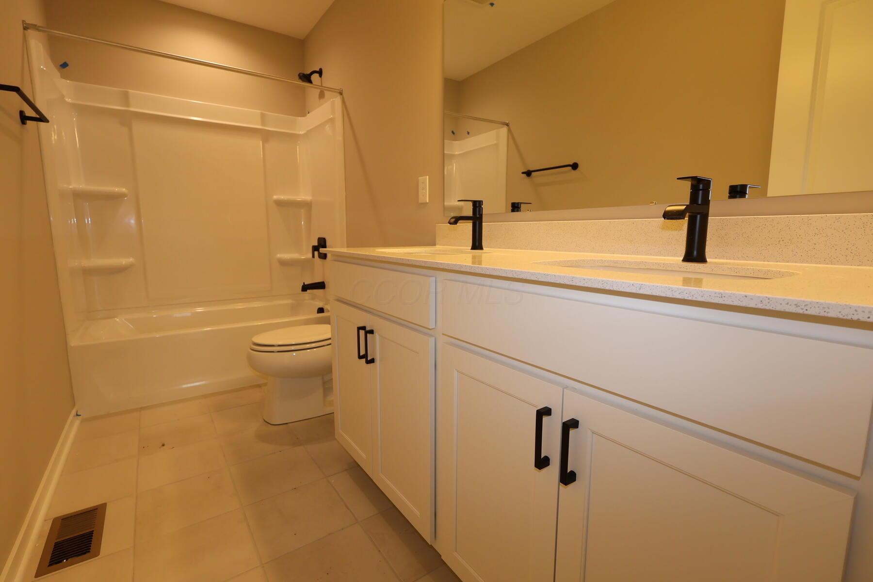 1682 Marie Way Property Photo 10