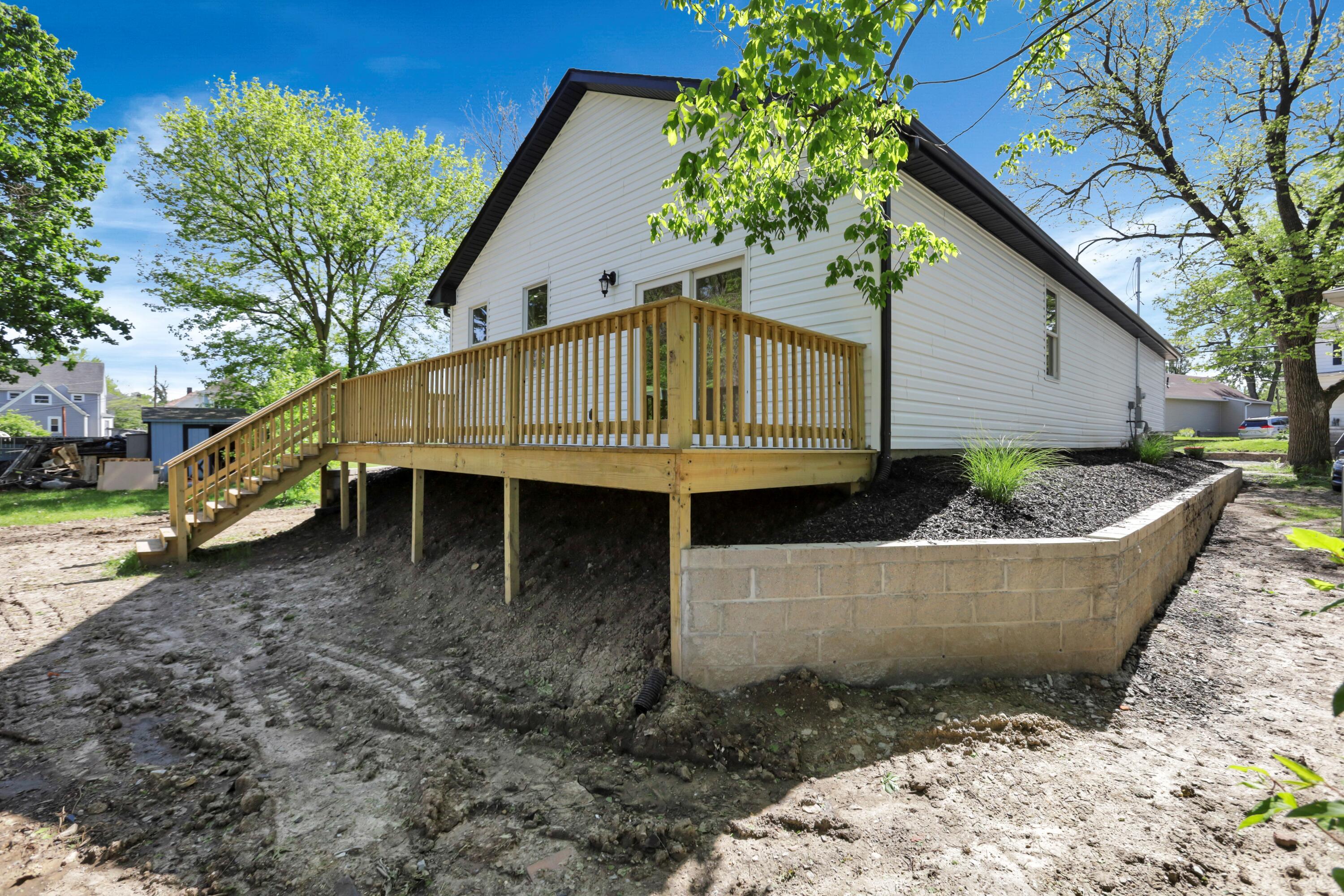 344 Buckingham Street Property Photo 10
