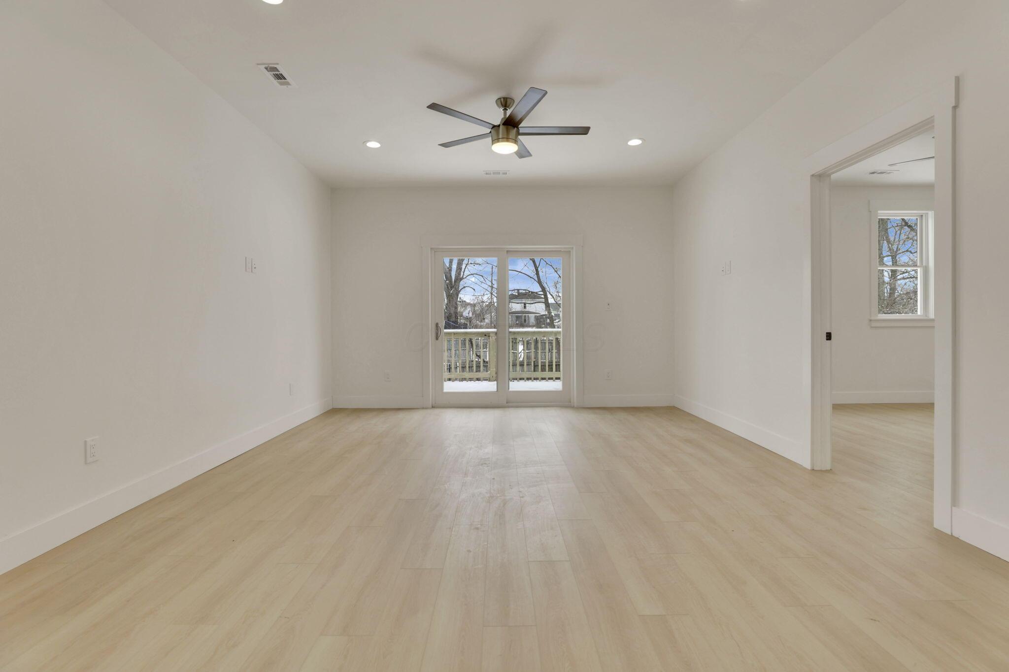 344 Buckingham Street Property Photo 29