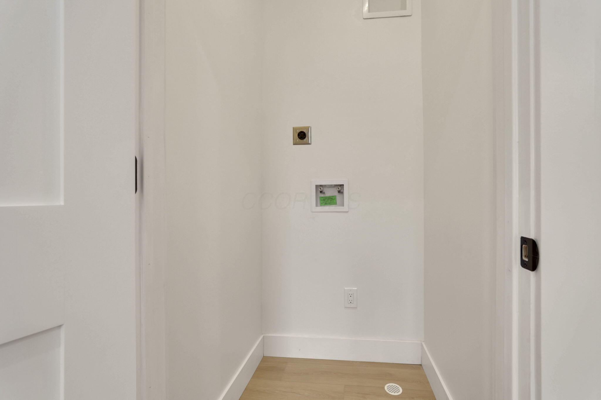 344 Buckingham Street Property Photo 33