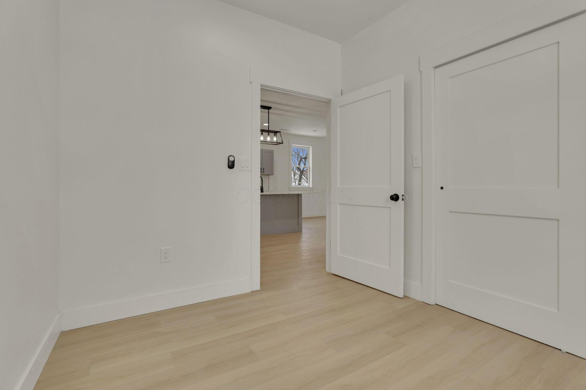 344 Buckingham Street Property Photo 41