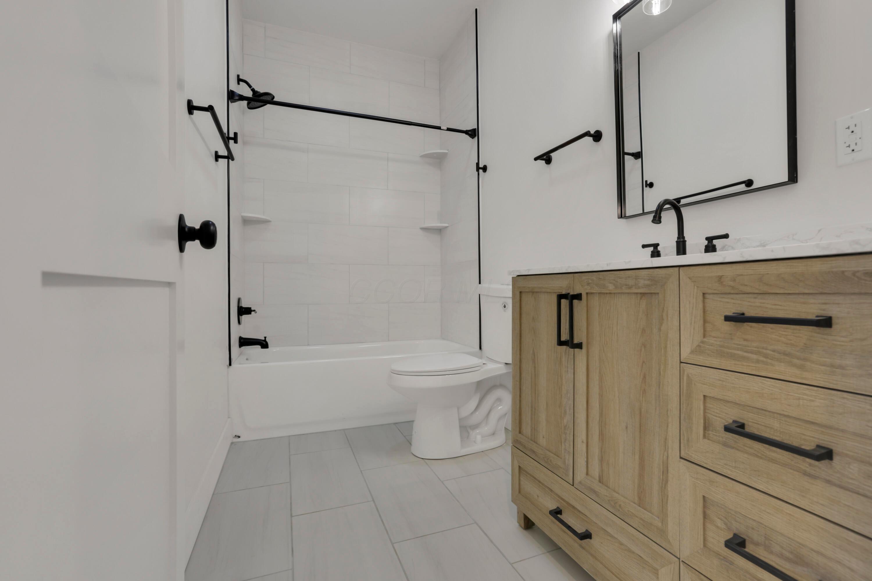 344 Buckingham Street Property Photo 46
