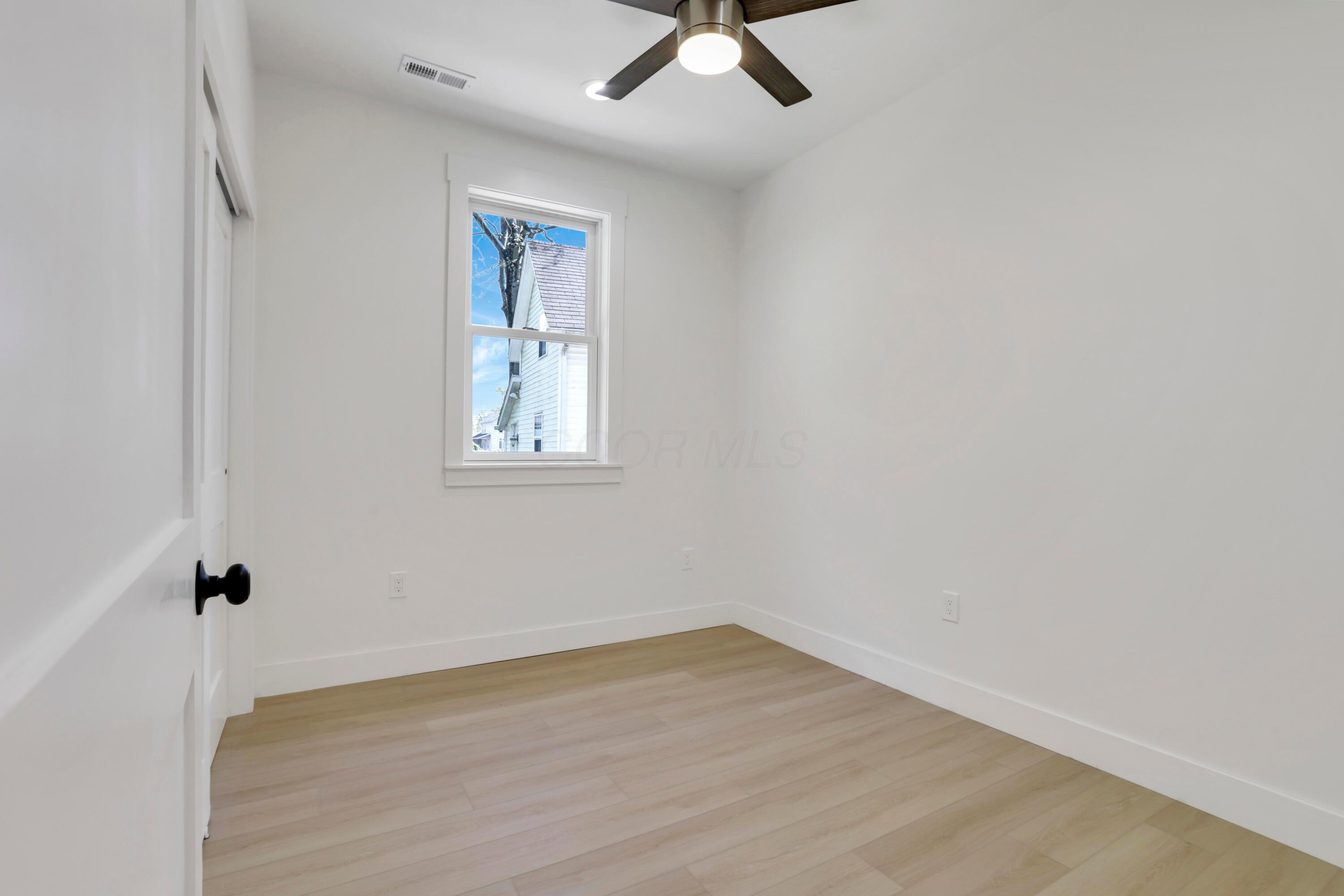 344 Buckingham Street Property Photo 51