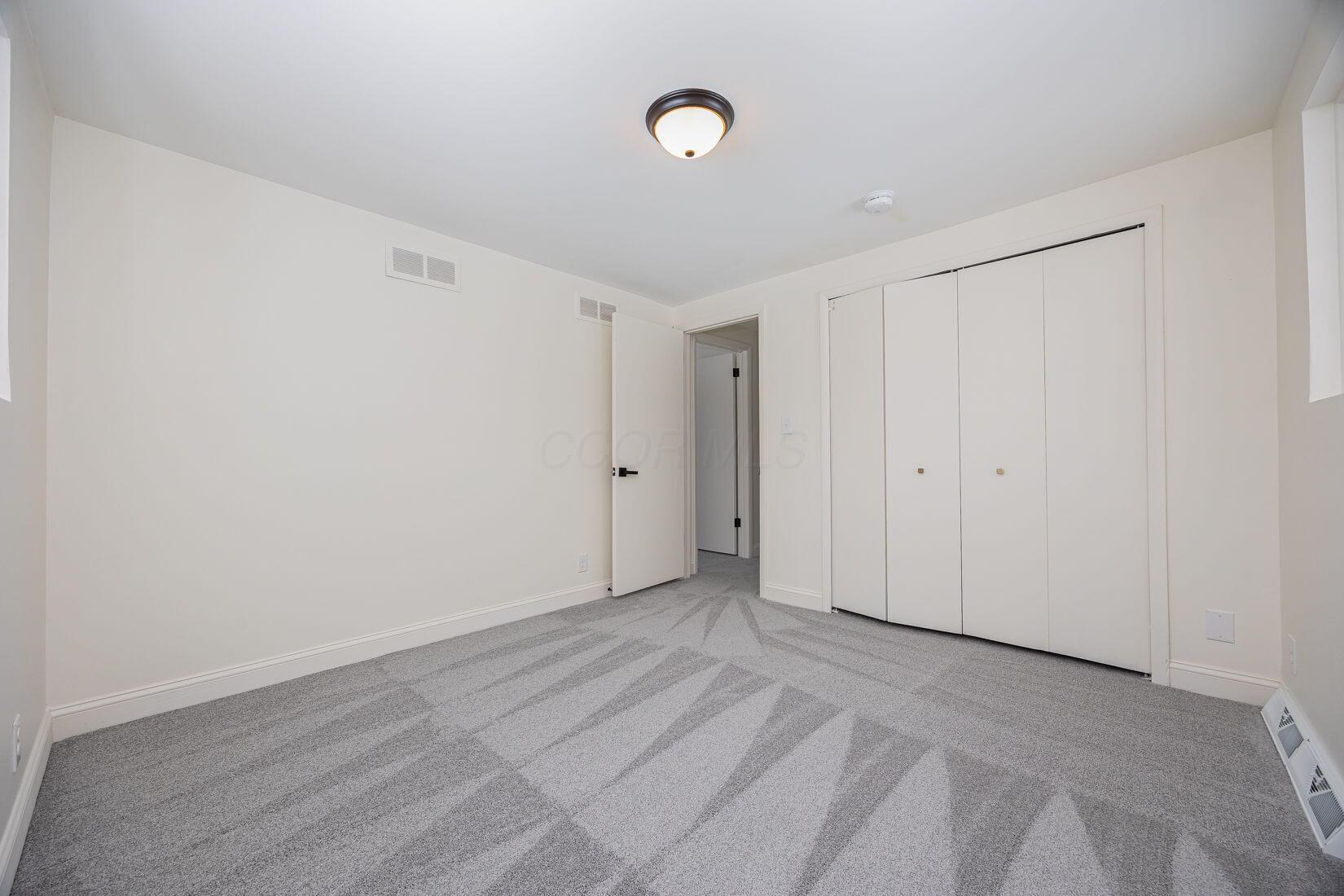 538 Leacrest Place E Property Photo 20