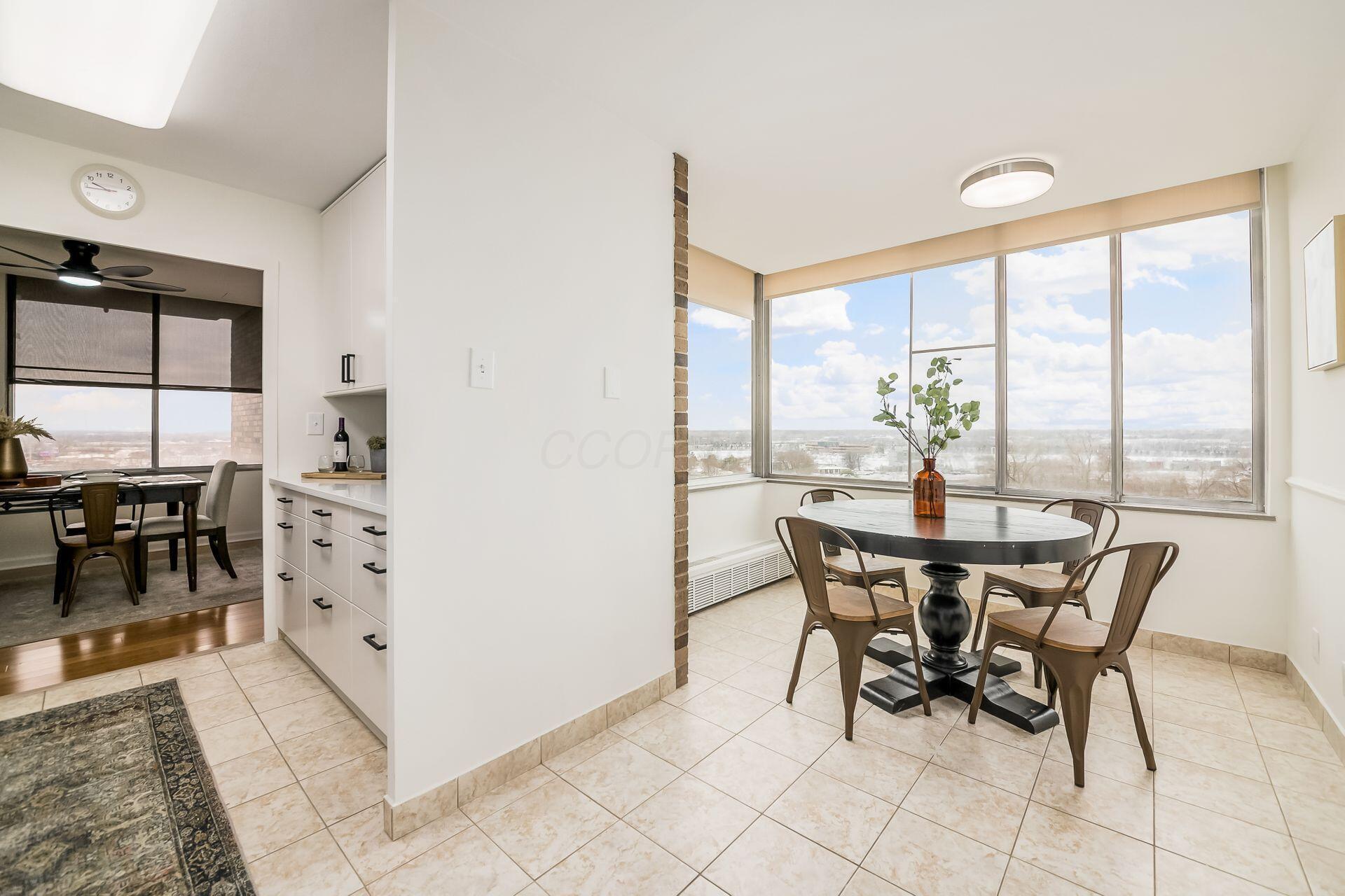 1000 Urlin Avenue, 605 Property Photo 1