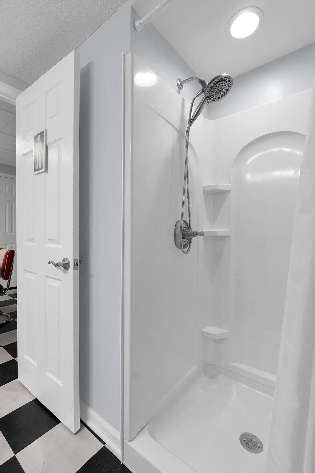 104 Alder Court Property Photo 48