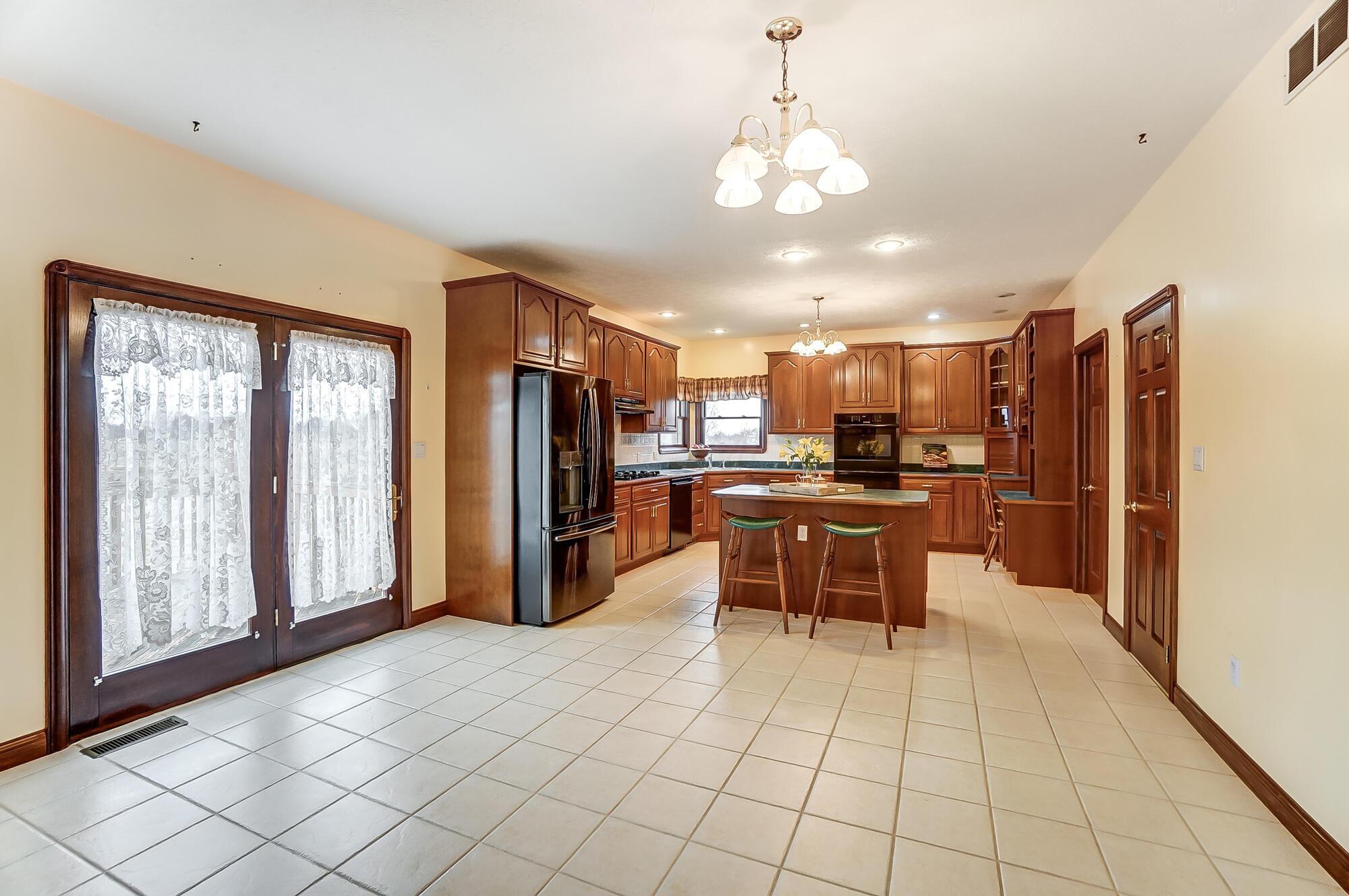 2498 Myers Road Property Photo 18