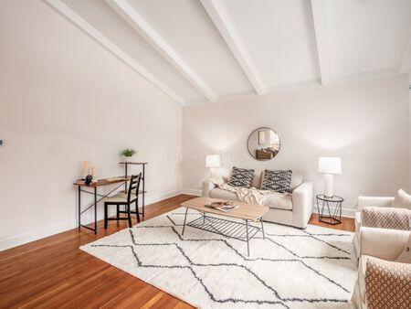 1353 N Howell Drive Property Photo 14