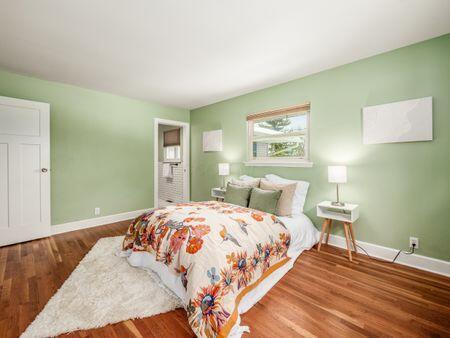 1353 N Howell Drive Property Photo 20