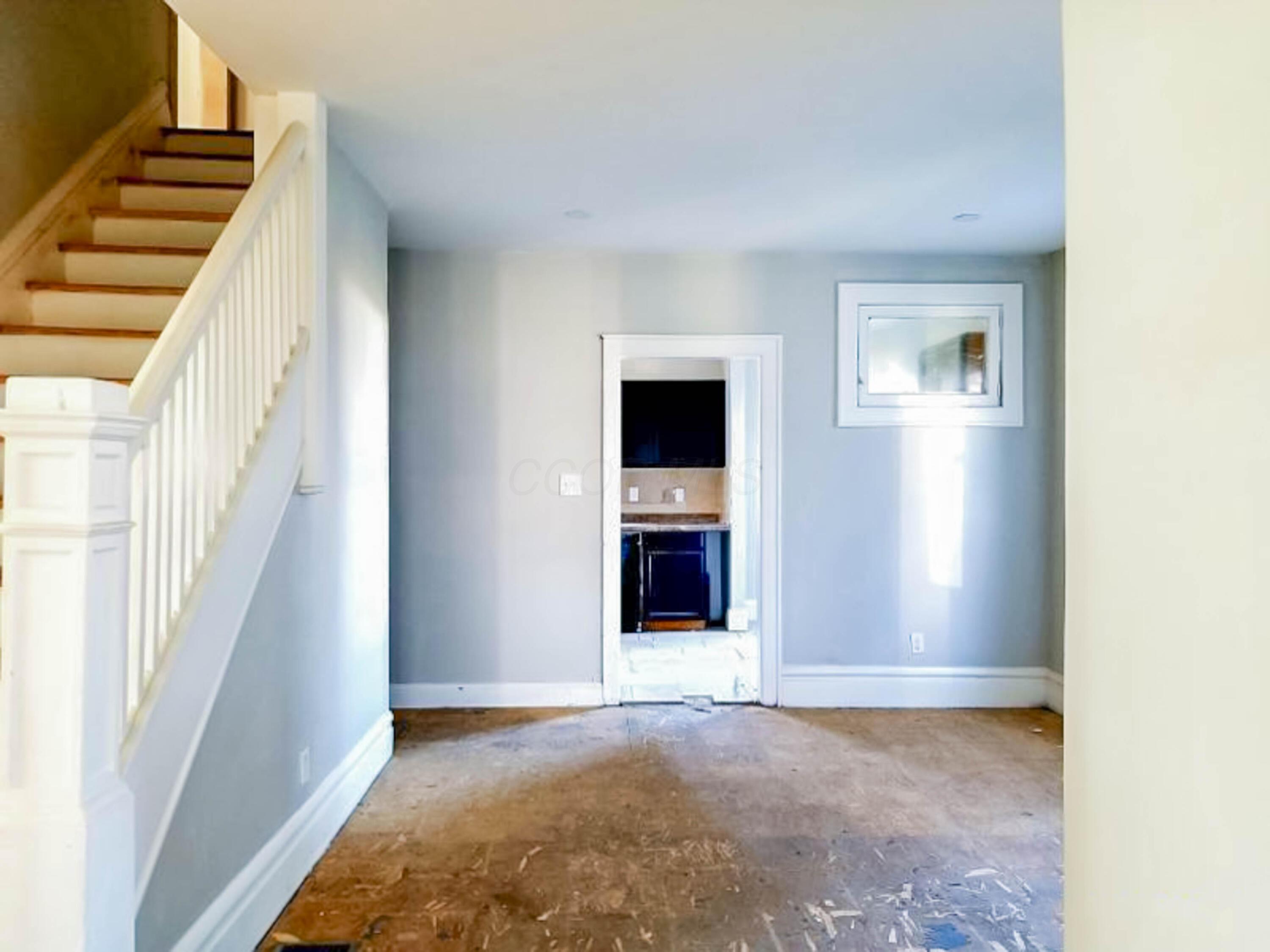 515-517 N Champion Avenue Property Photo 8