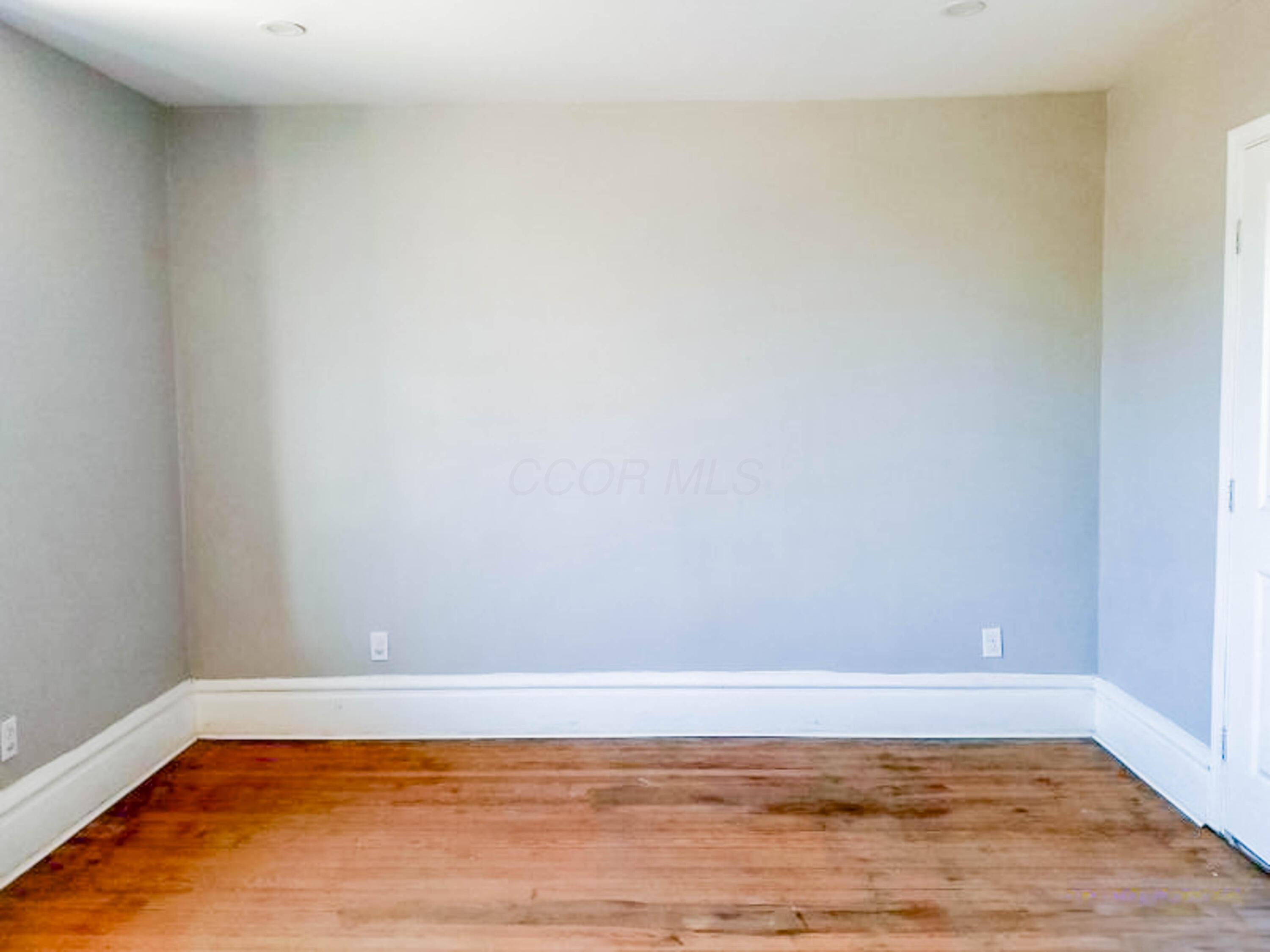 515-517 N Champion Avenue Property Photo 19