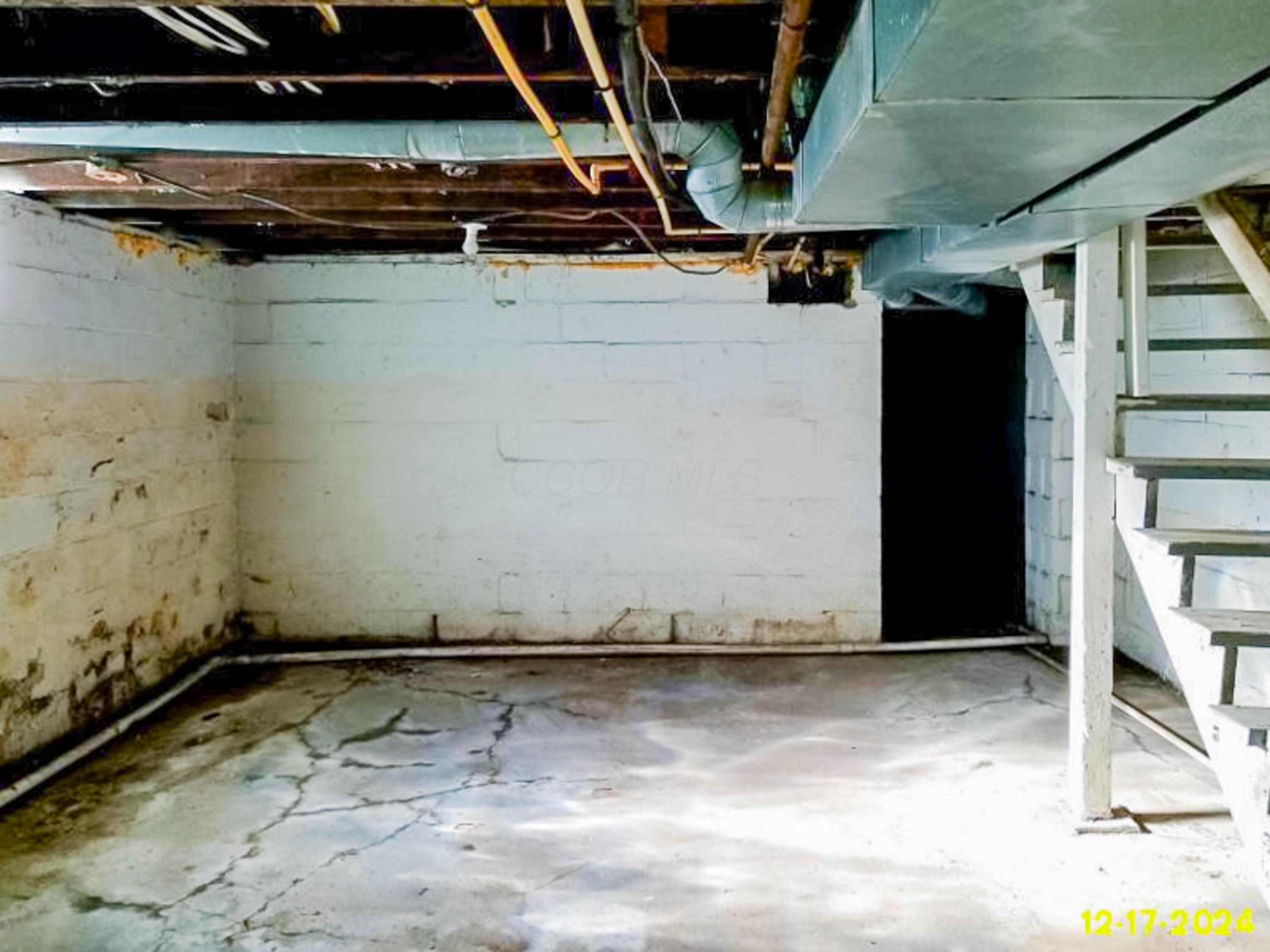 515-517 N Champion Avenue Property Photo 27