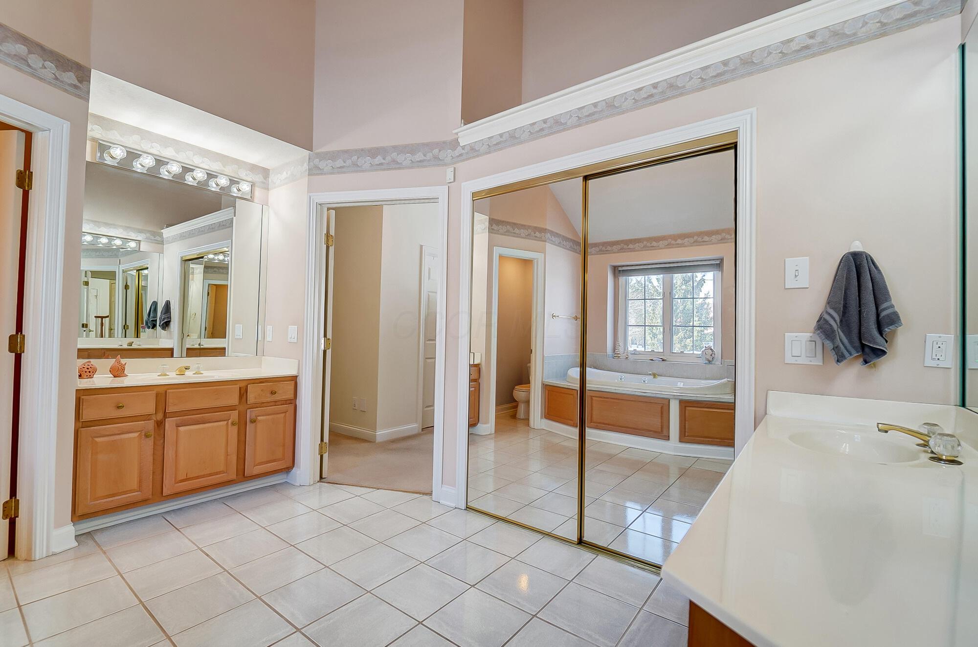 6059 Heritage Lakes Drive Property Photo 27