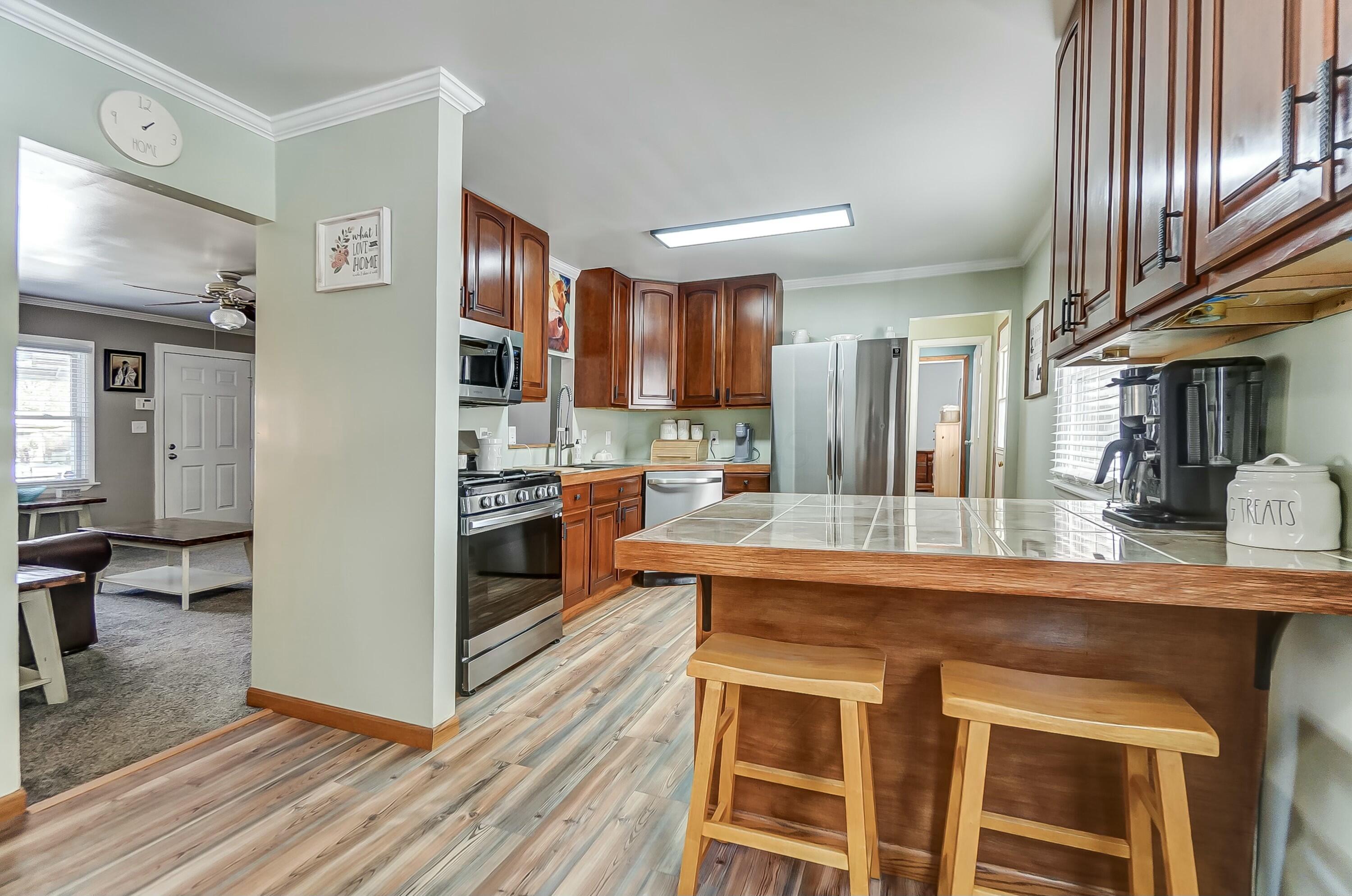 1315 Skyline Lane Property Photo 10