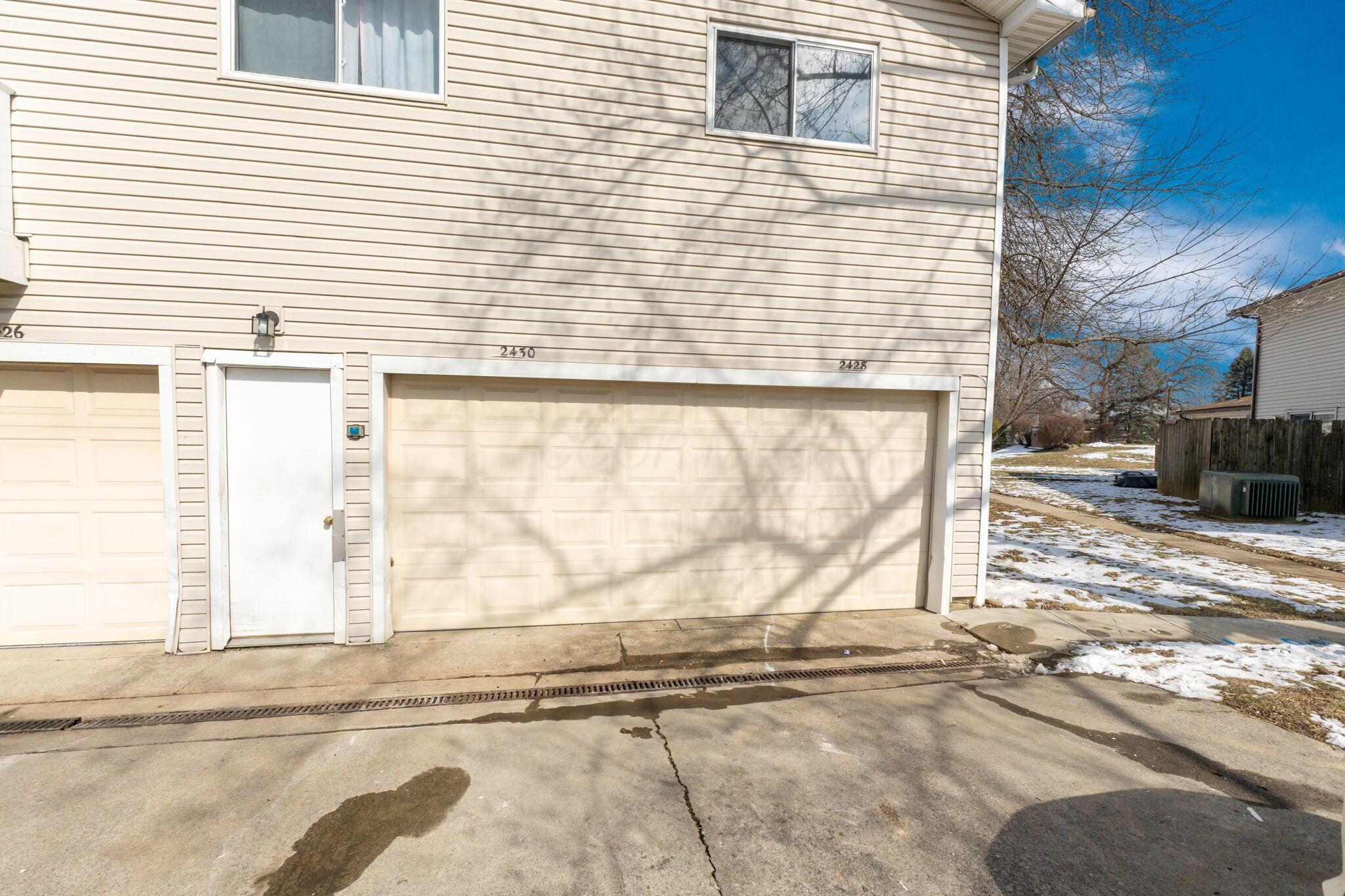 2430 Briers Drive, B Property Photo 3