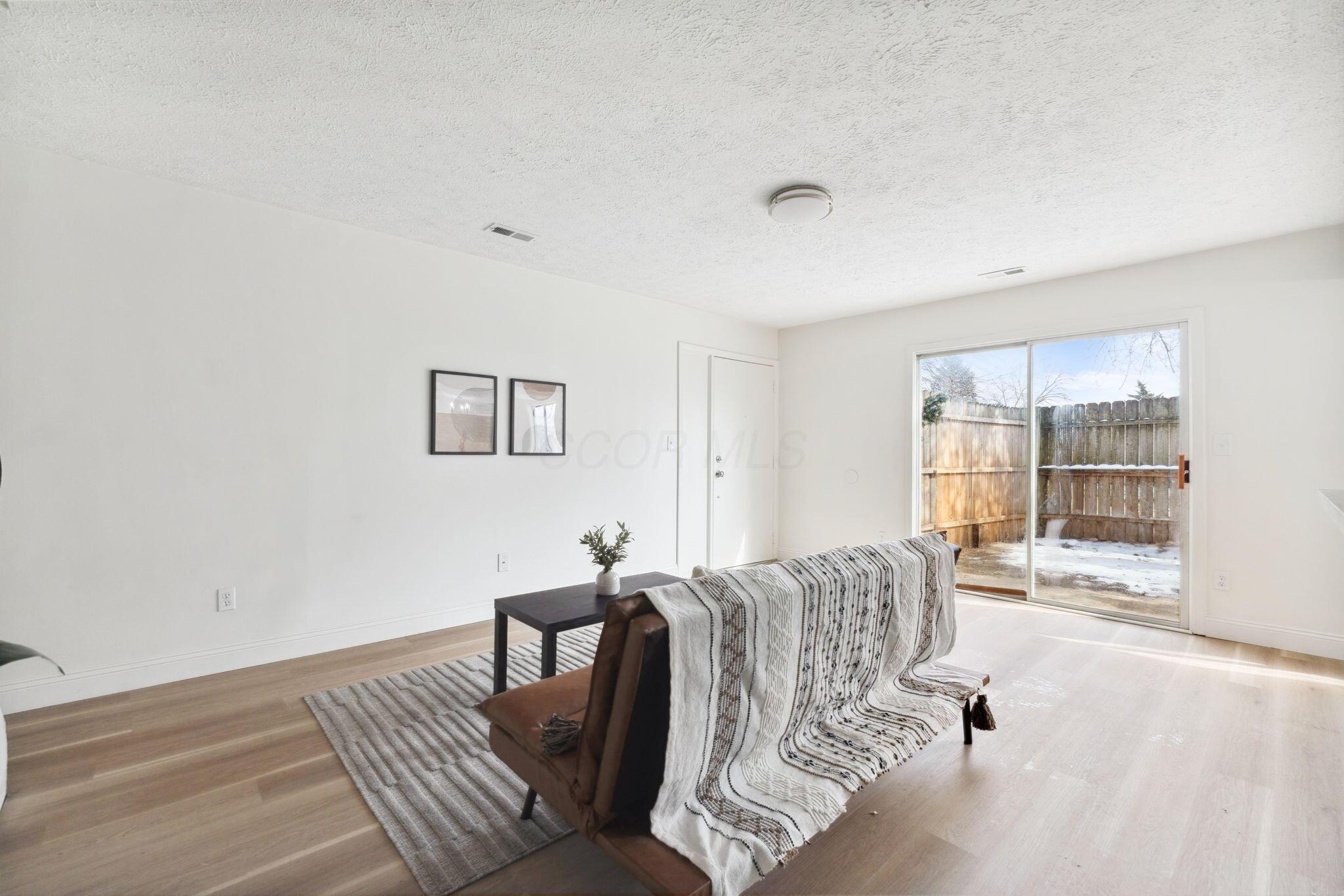 2430 Briers Drive, B Property Photo 10