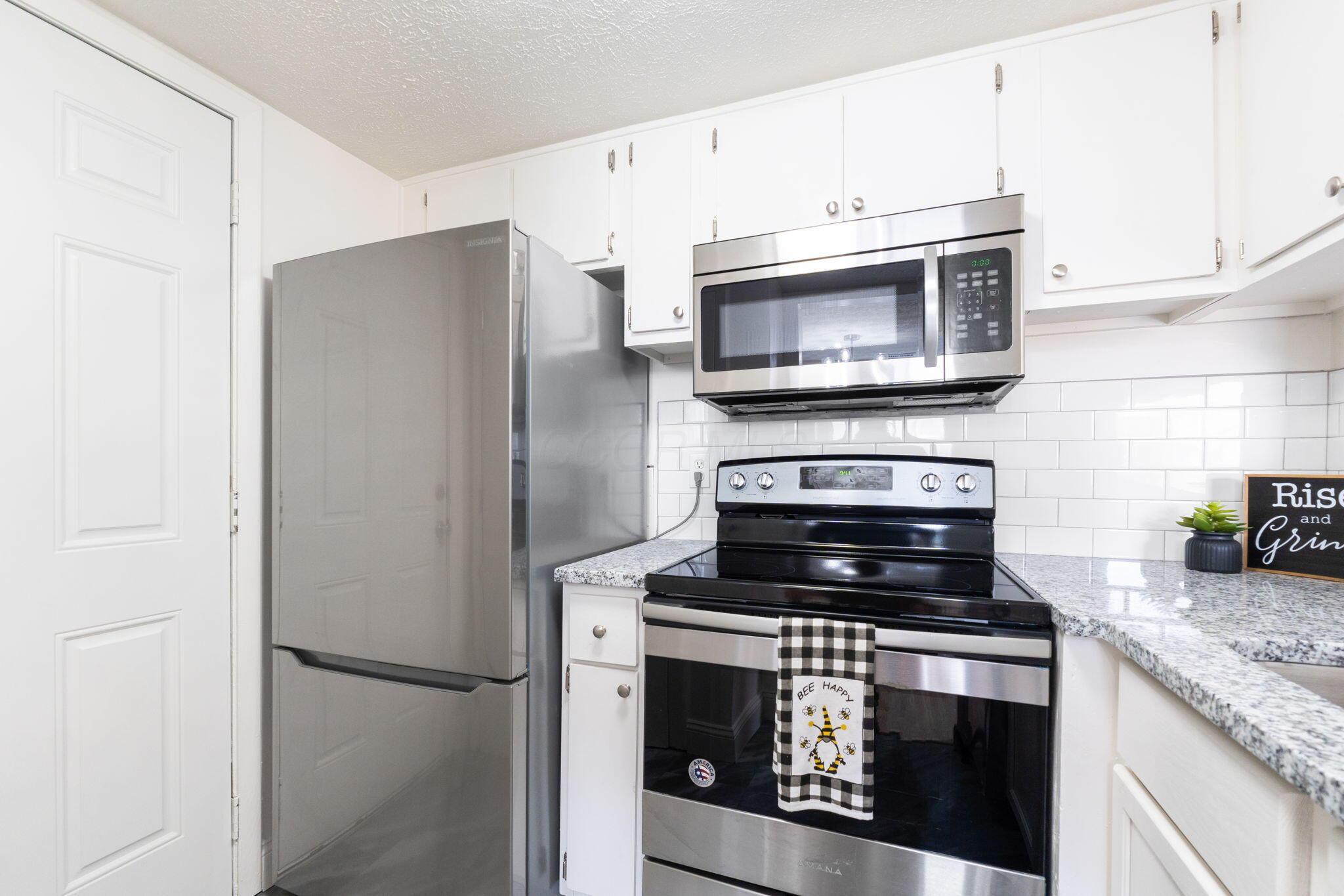 2430 Briers Drive, B Property Photo 14