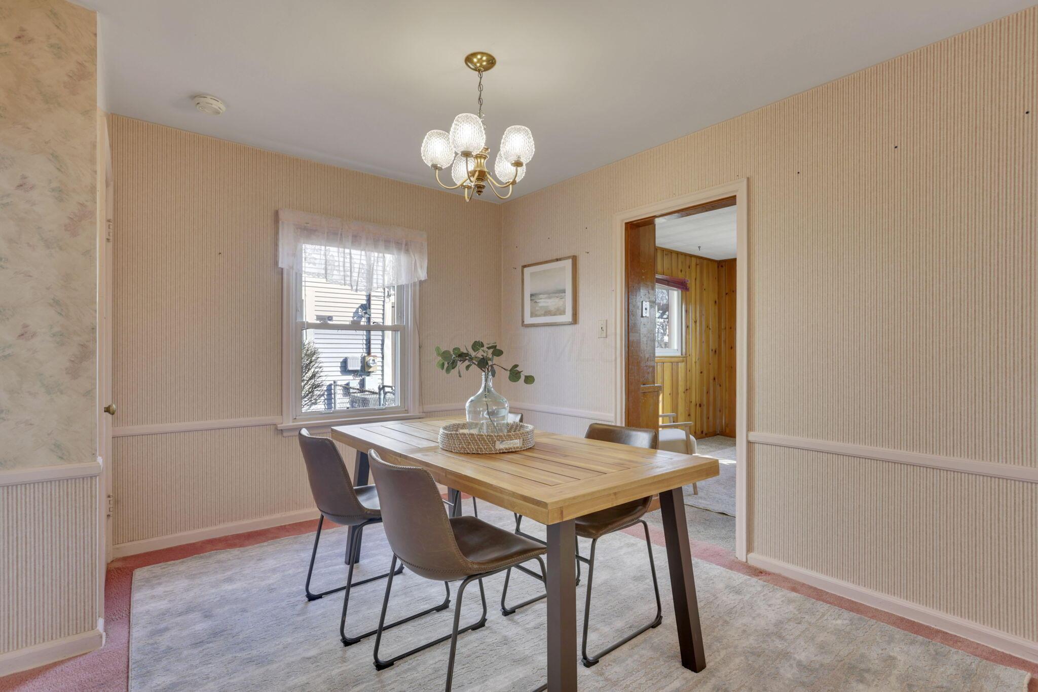 192 Mayfair Boulevard Property Photo 10