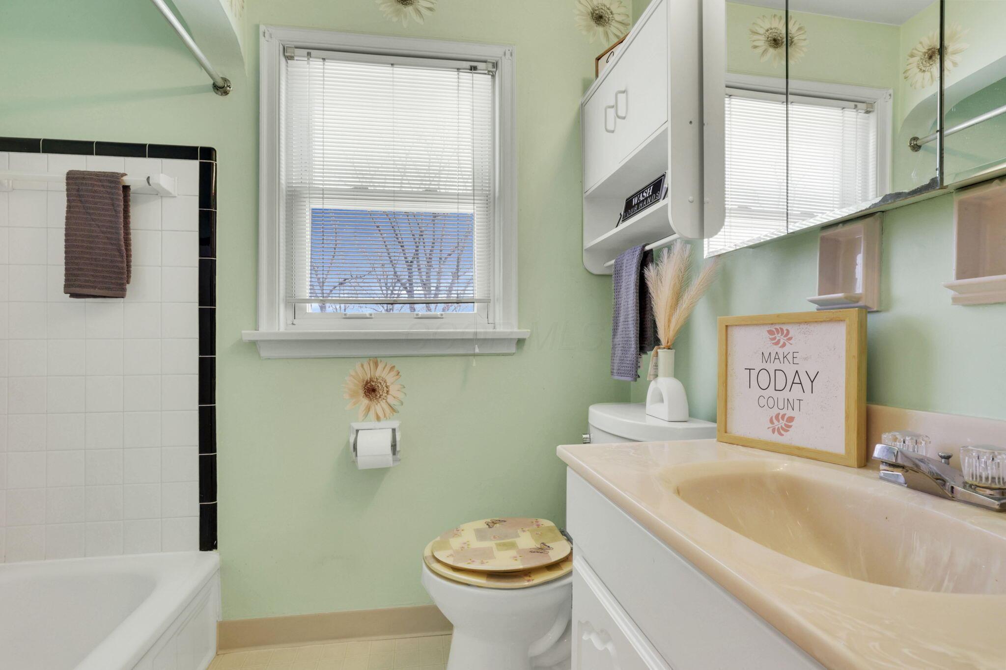 192 Mayfair Boulevard Property Photo 22