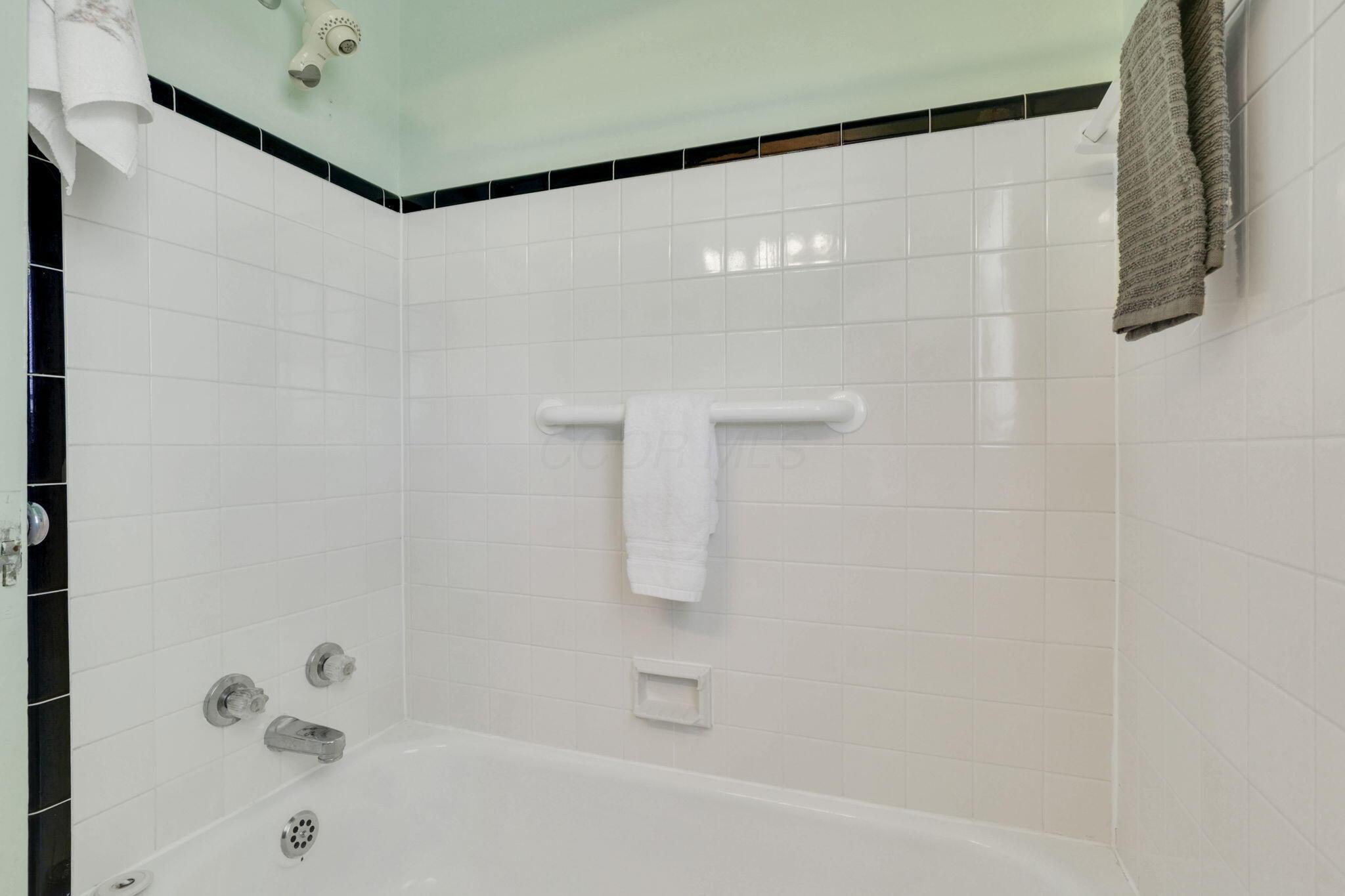 192 Mayfair Boulevard Property Photo 23