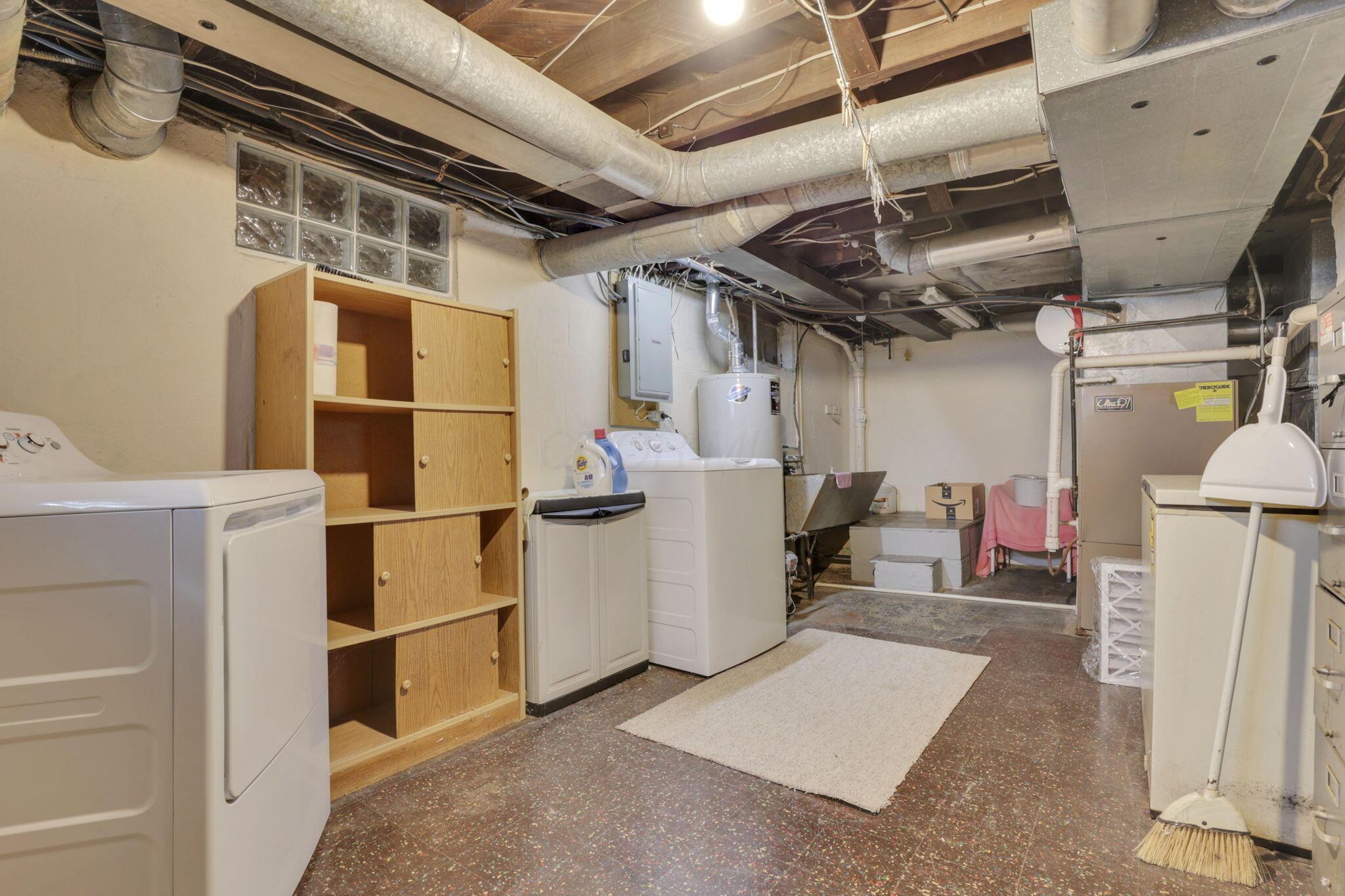 192 Mayfair Boulevard Property Photo 37