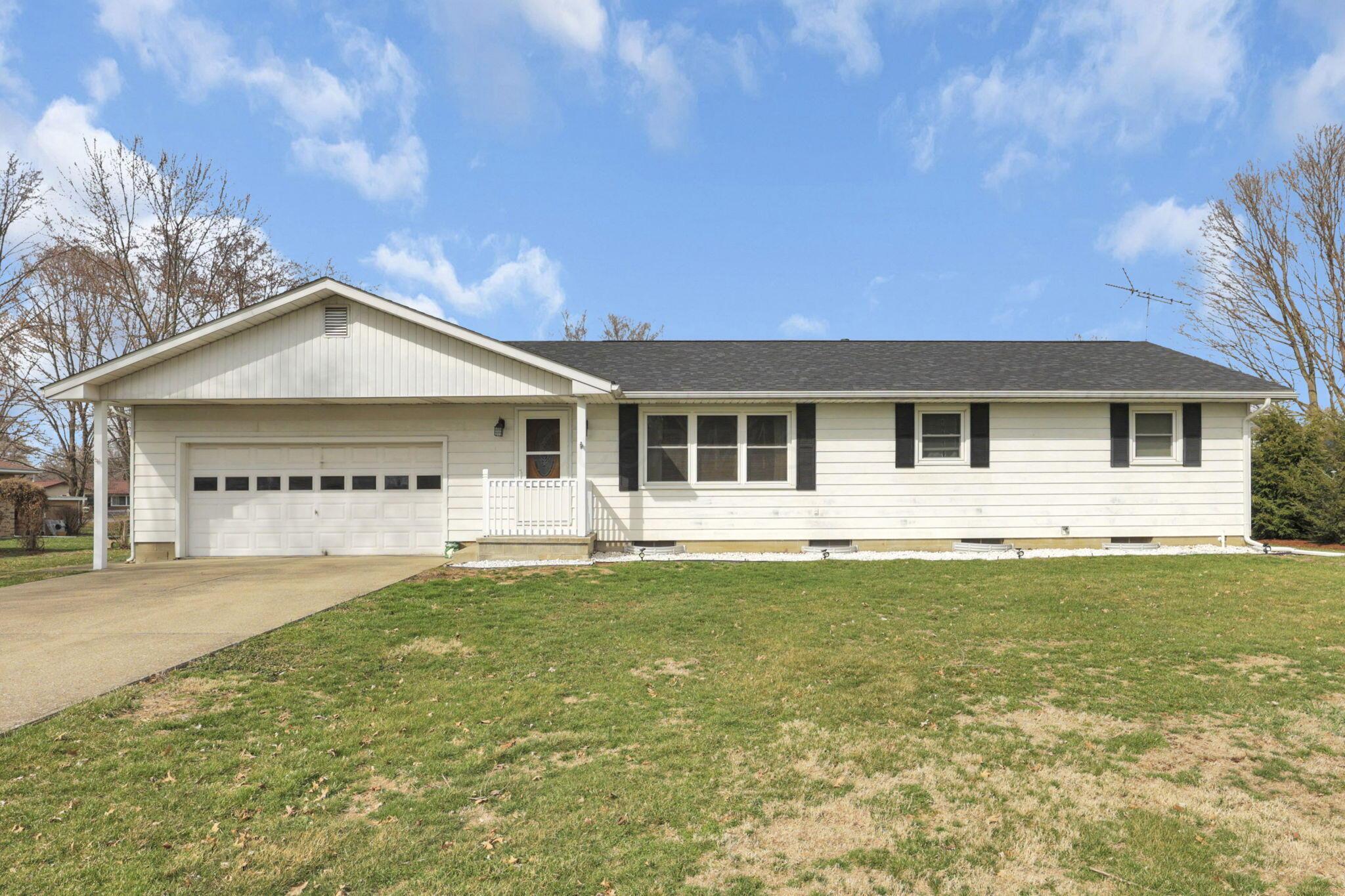 566 Randy Drive Ne Property Photo 1