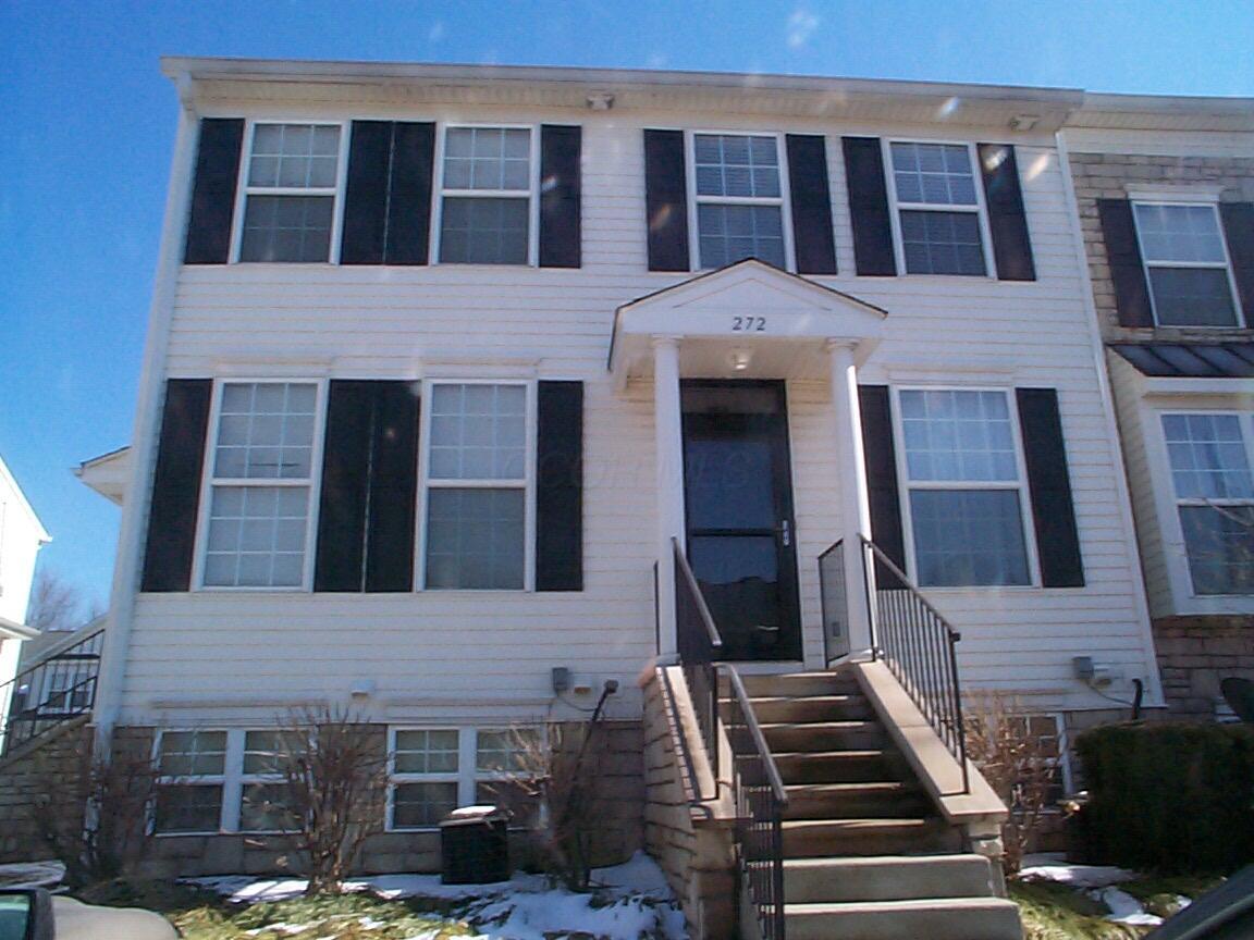 272 Oxford Oak Drive Property Photo 1