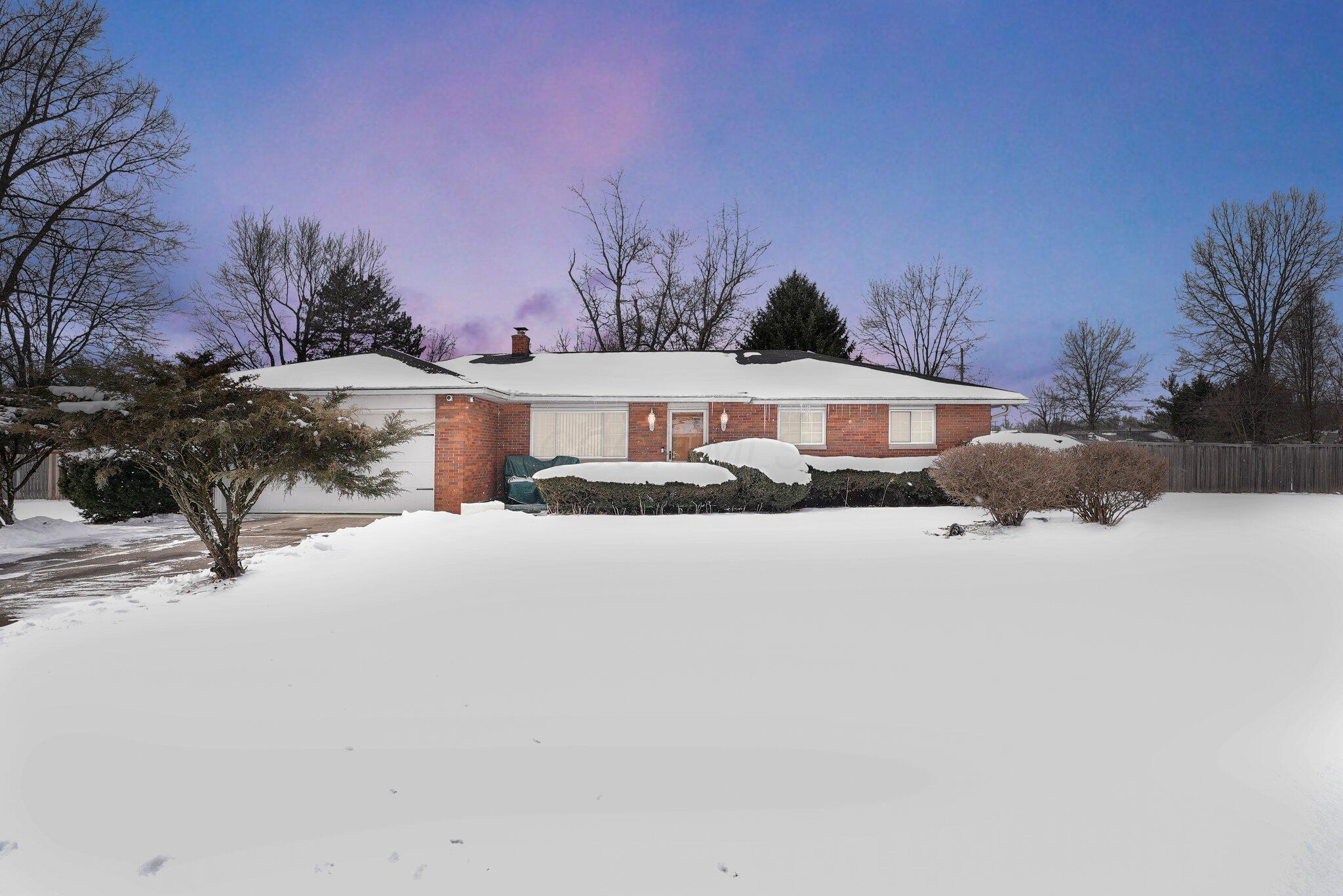 116 Summit Ridge Road S Property Photo 1