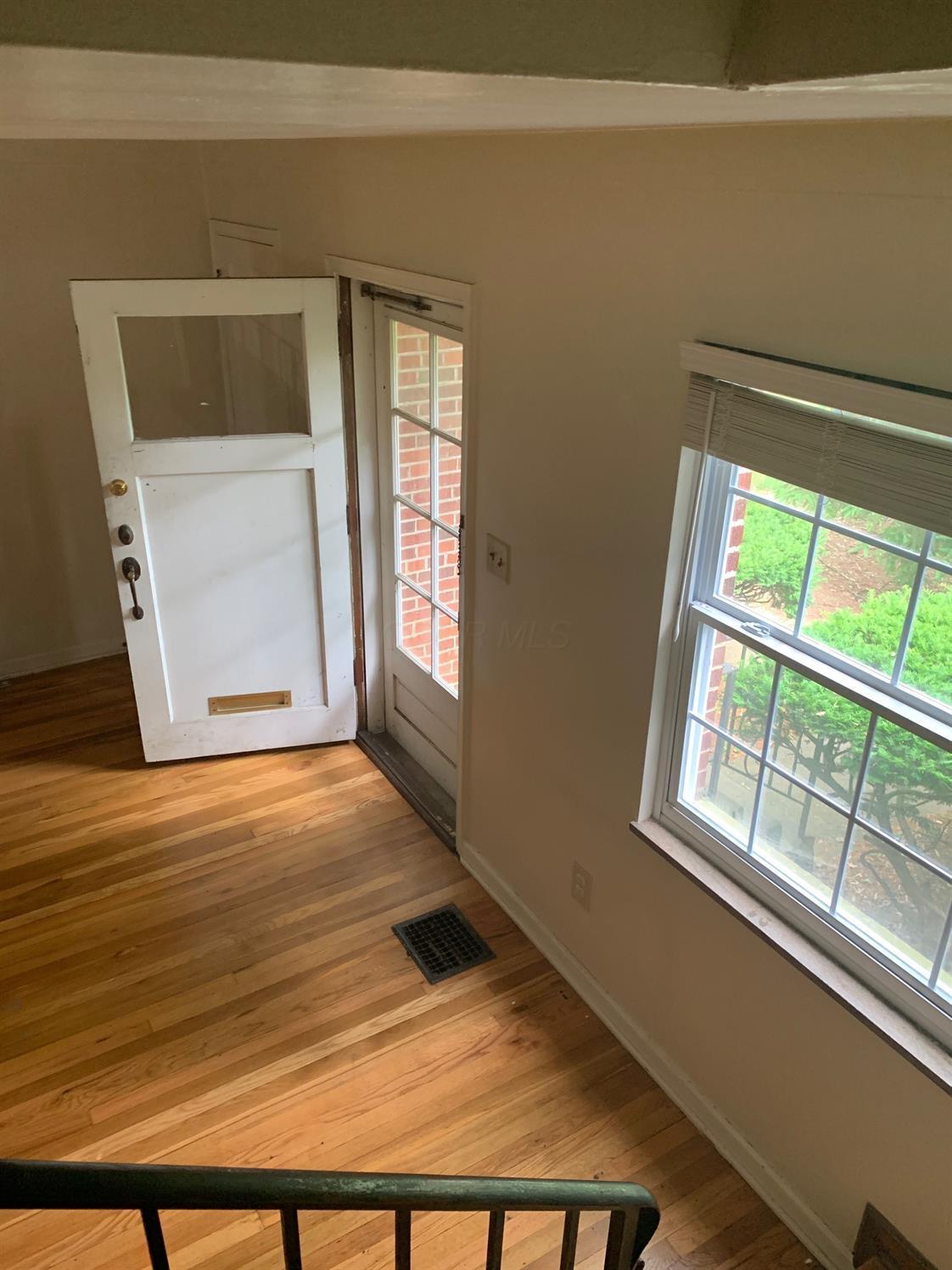 1591 Waltham Road Property Photo 3