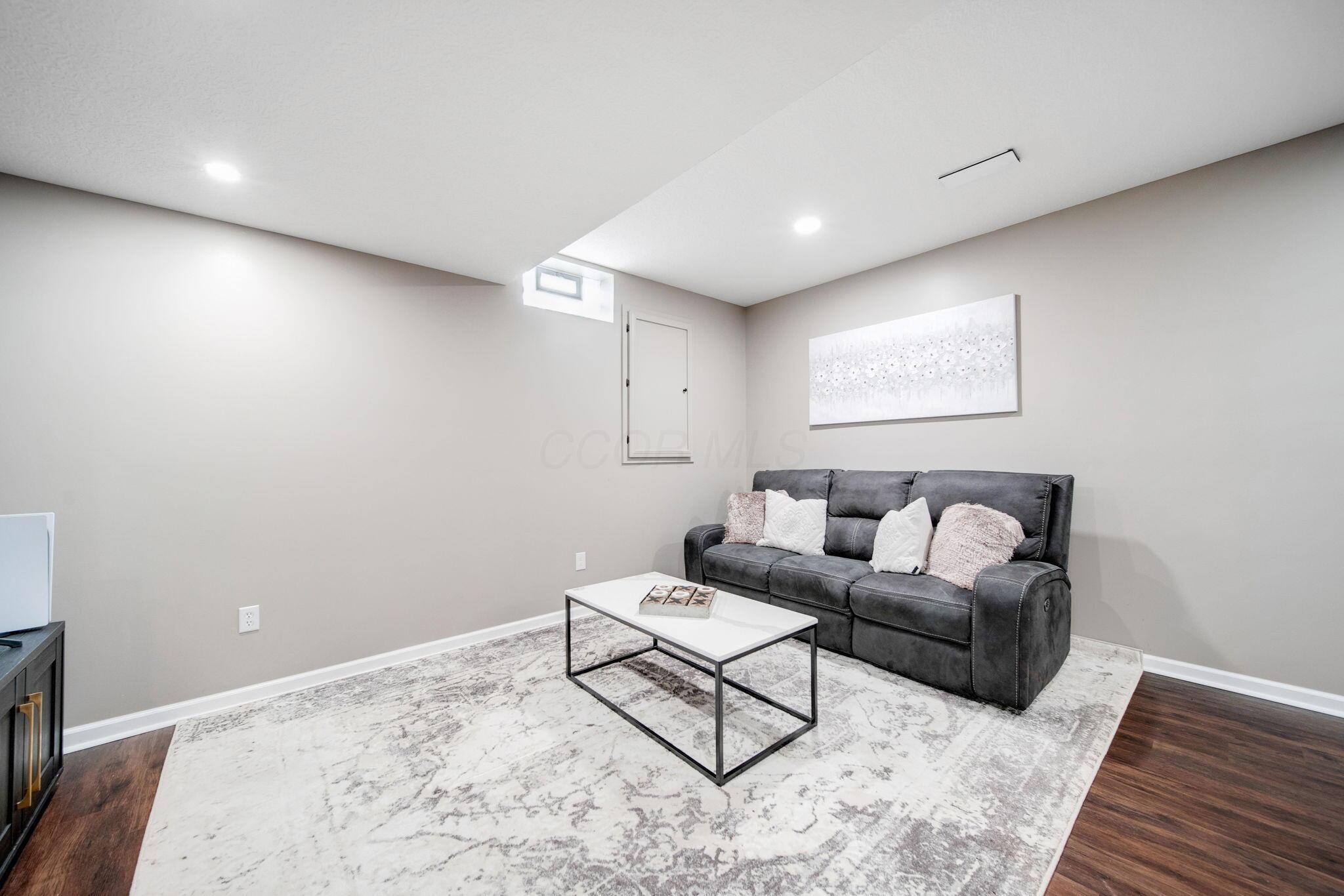 7181 Fenwick Street Nw Property Photo 35