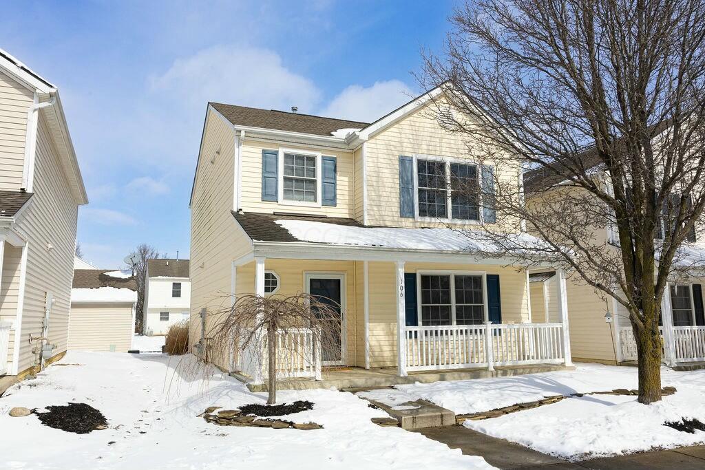 106 Hewes Street Property Photo 1