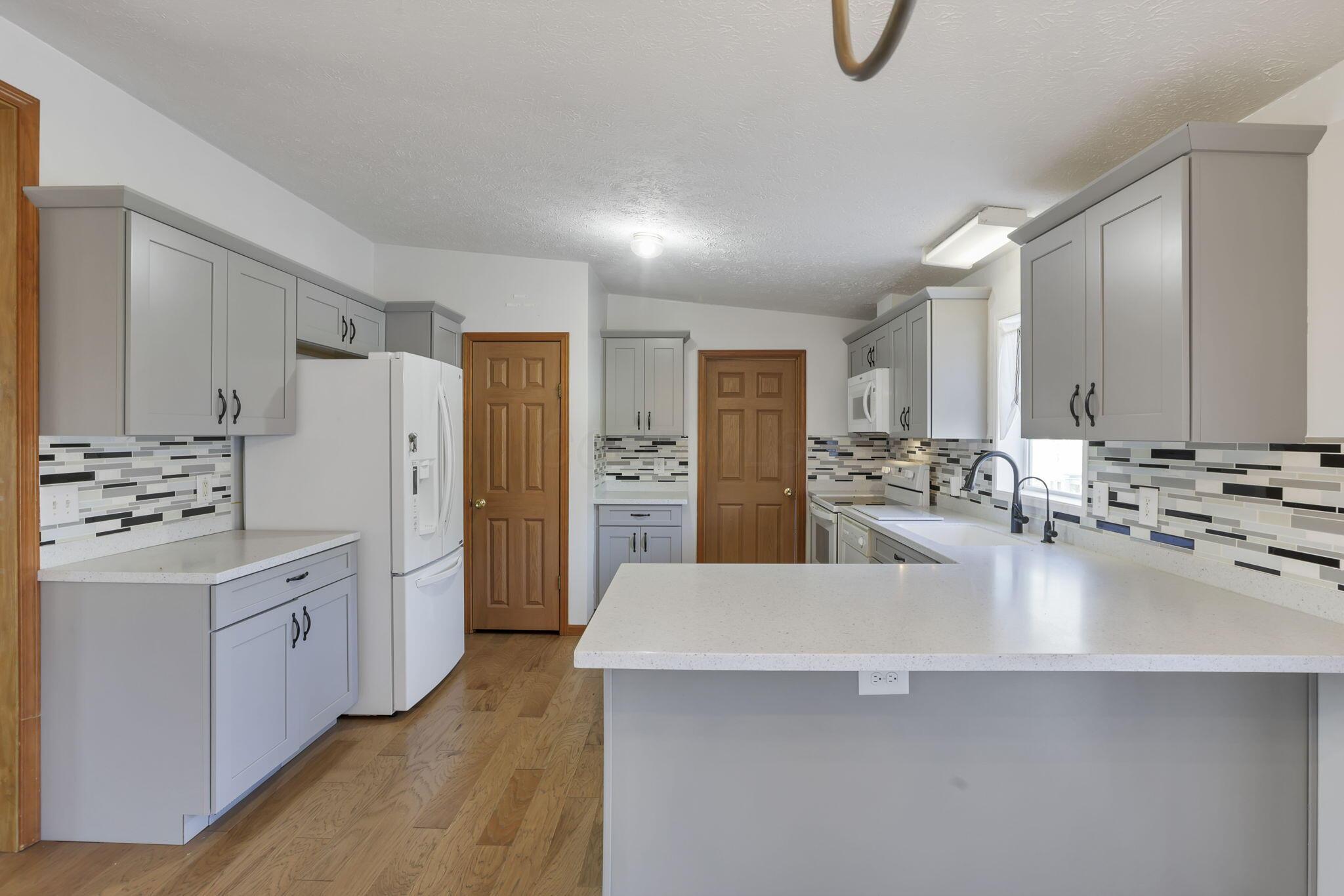 12641 Middlefork Road Property Photo 10