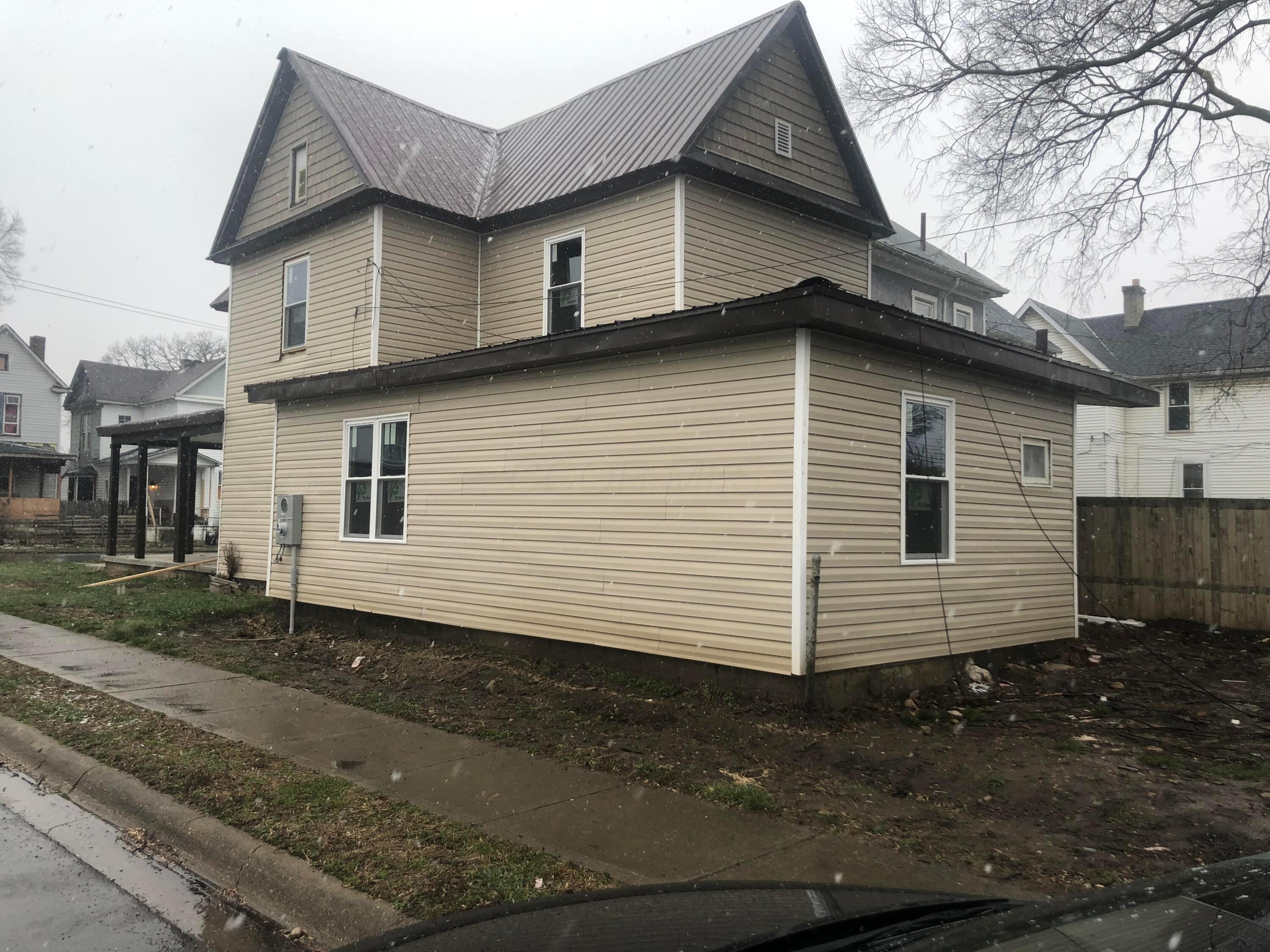 110 Chicago Avenue Property Photo 1