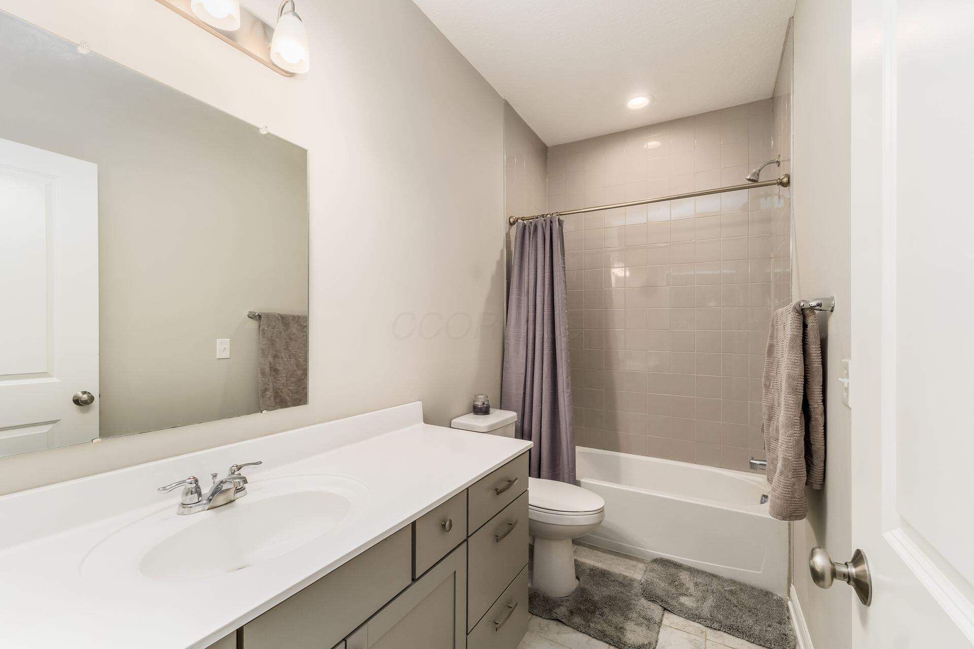 612 Ludham Trail Property Photo 24
