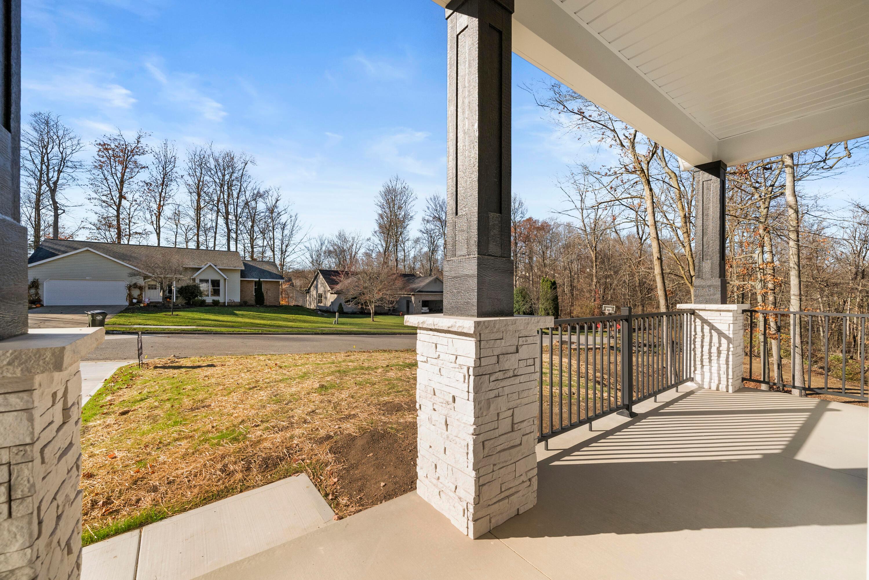 1725 Rippling Brook Drive Property Photo 7