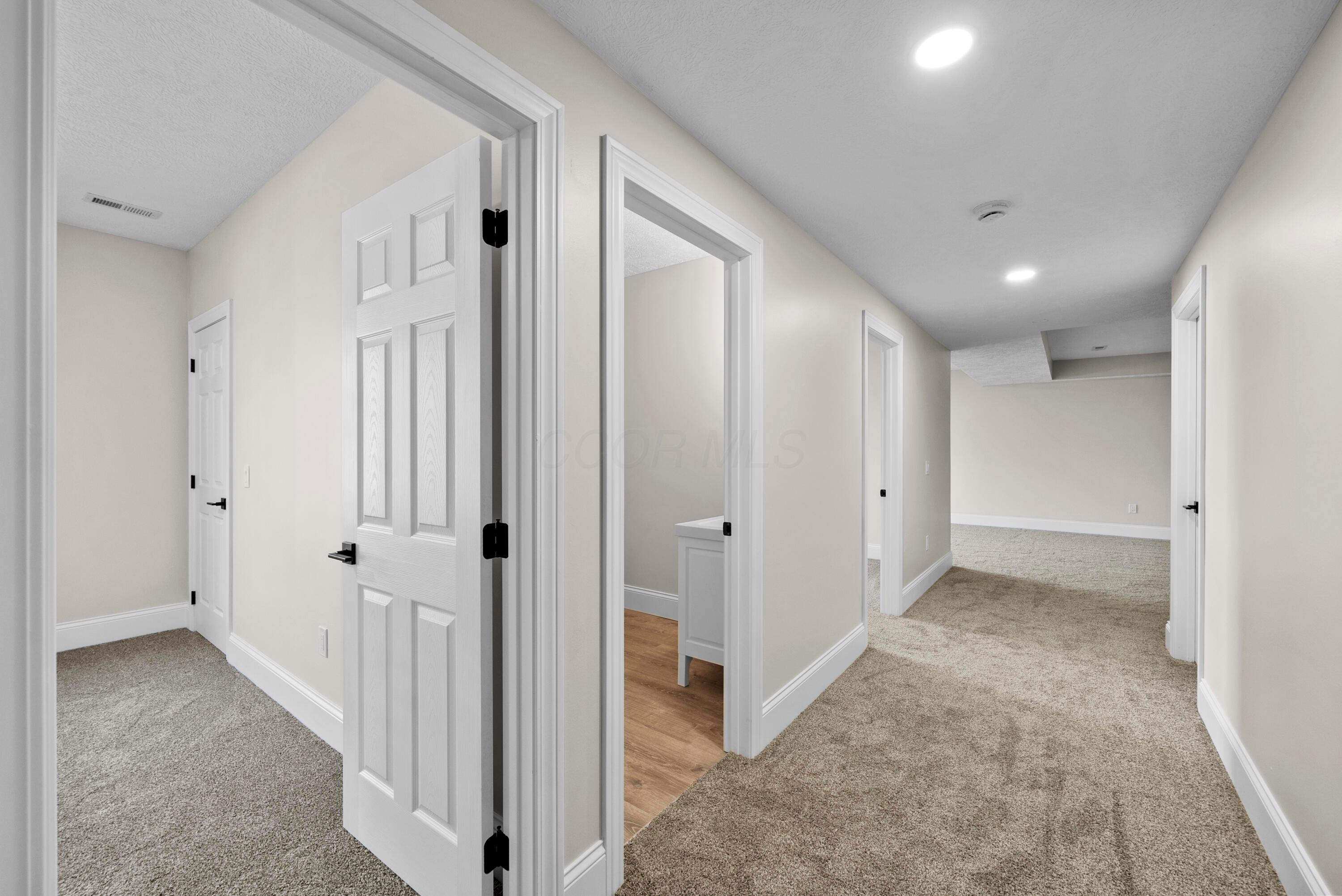 1725 Rippling Brook Drive Property Photo 38