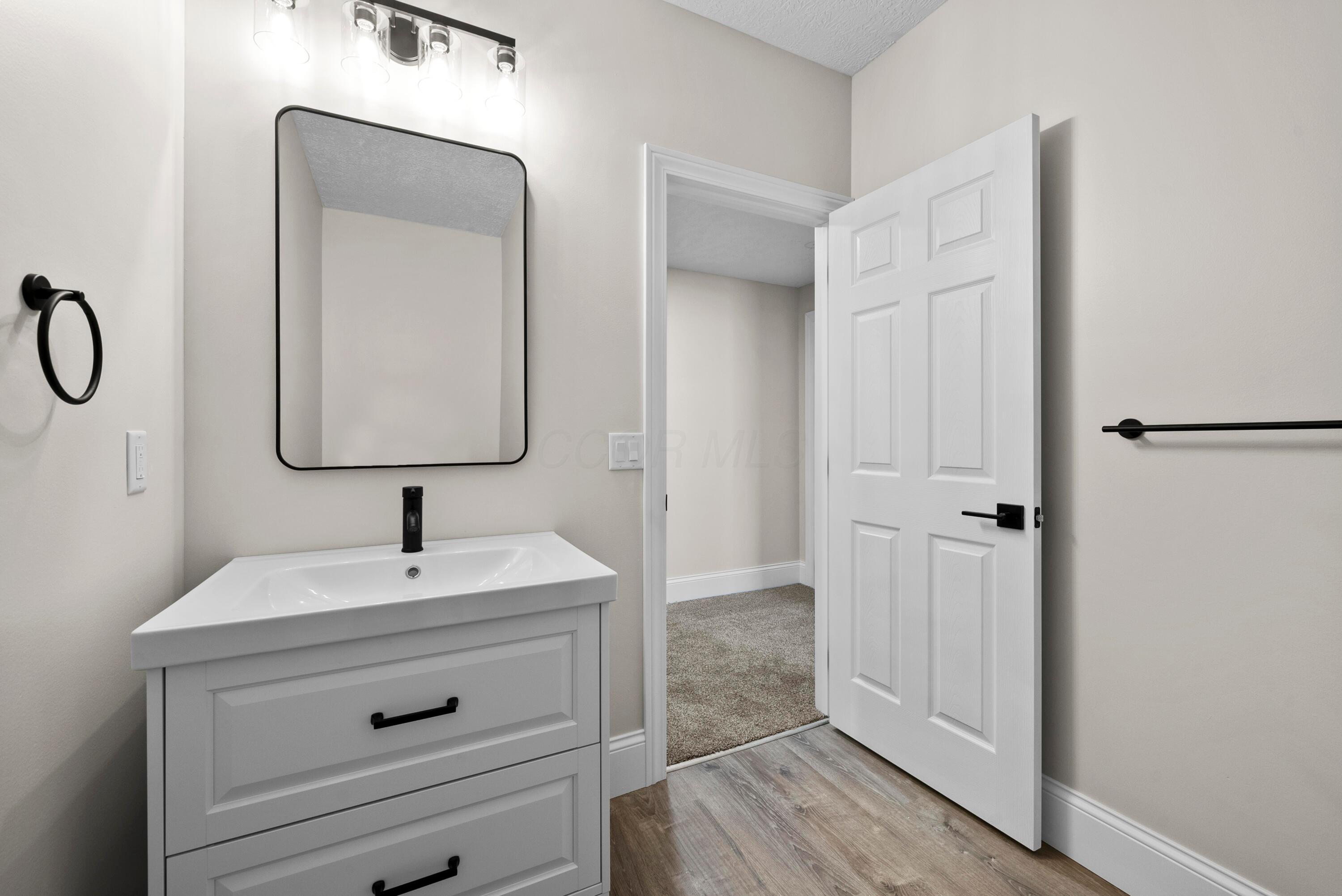 1725 Rippling Brook Drive Property Photo 39