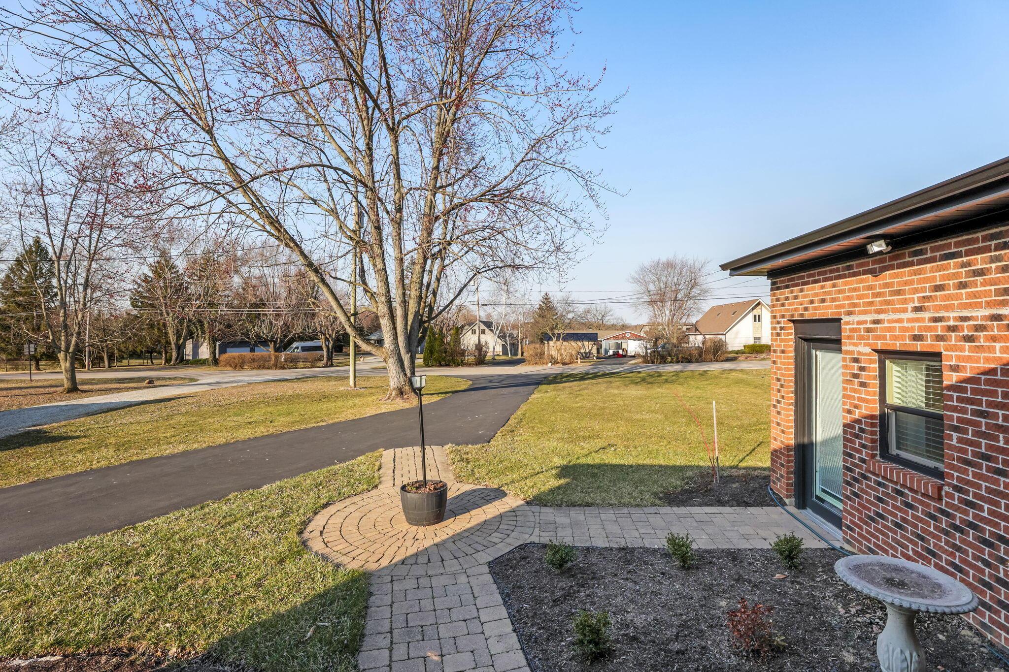 1545 E Choctaw Drive Property Photo 11