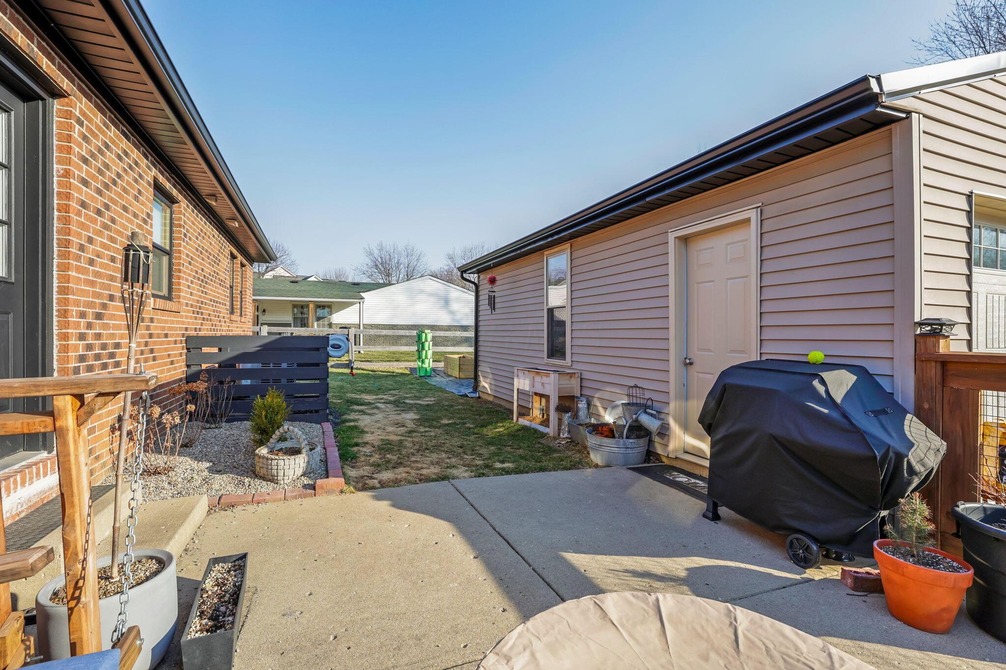 1545 E Choctaw Drive Property Photo 33