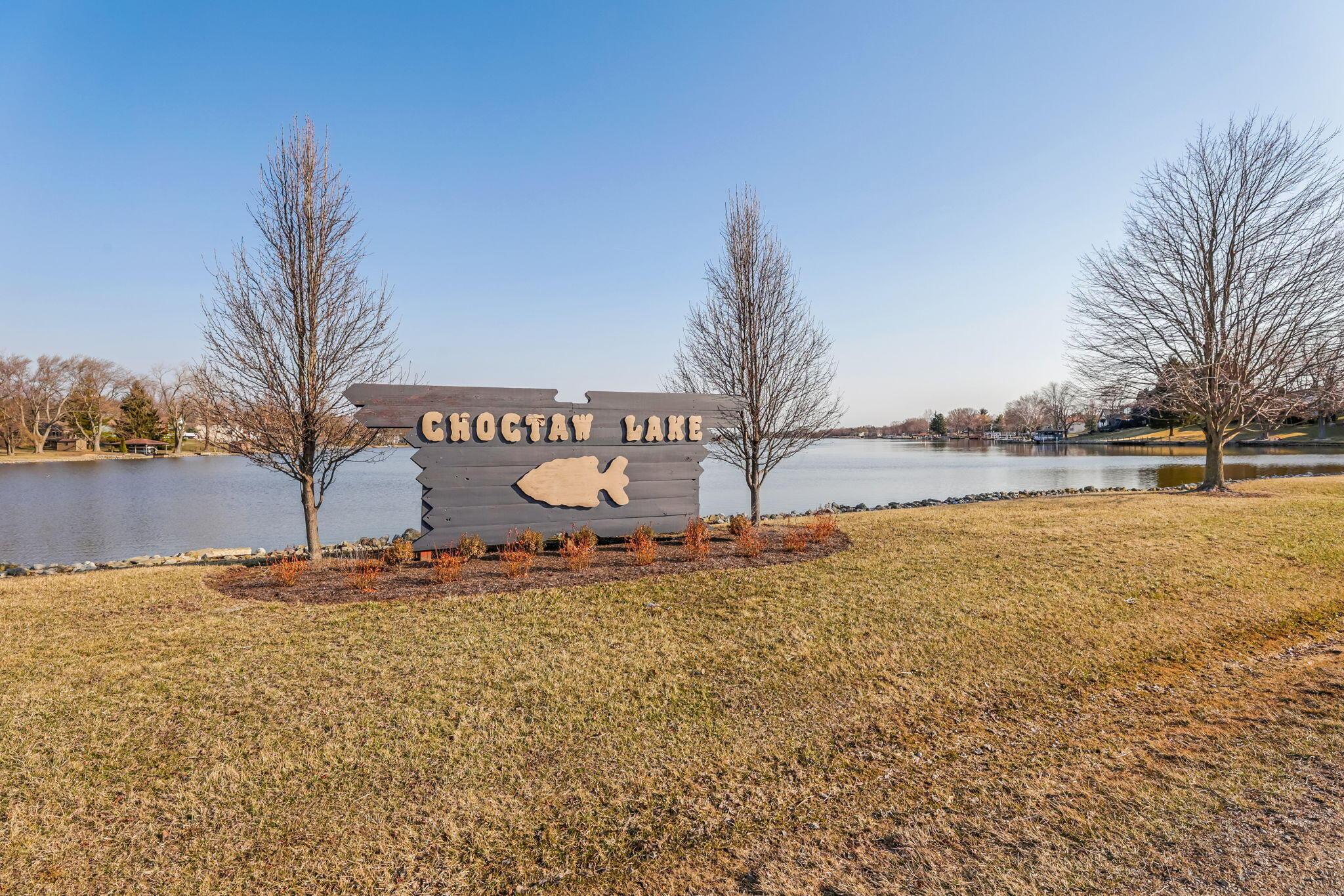 1545 E Choctaw Drive Property Photo 79