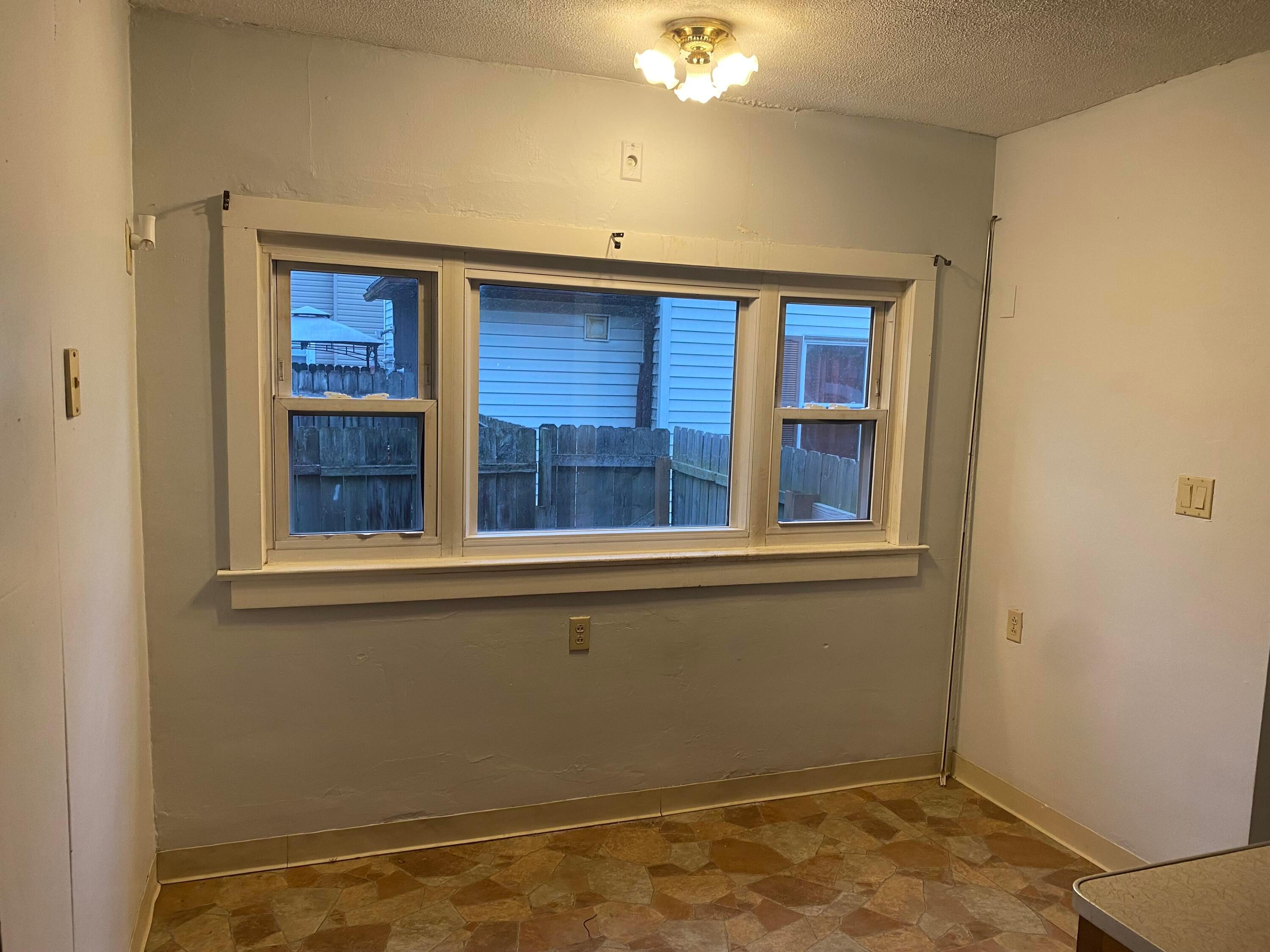 292 Belmont Street Property Photo 8