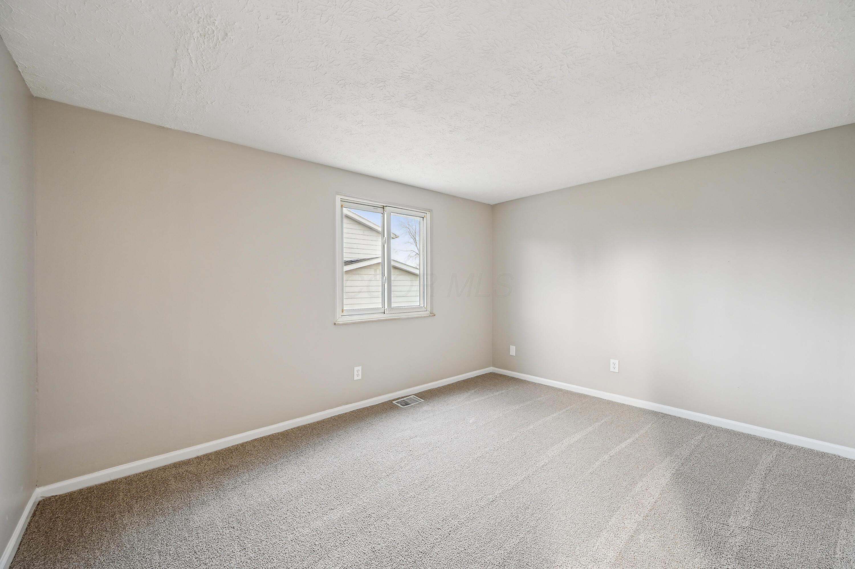 8155 Durham Drive Property Photo 5